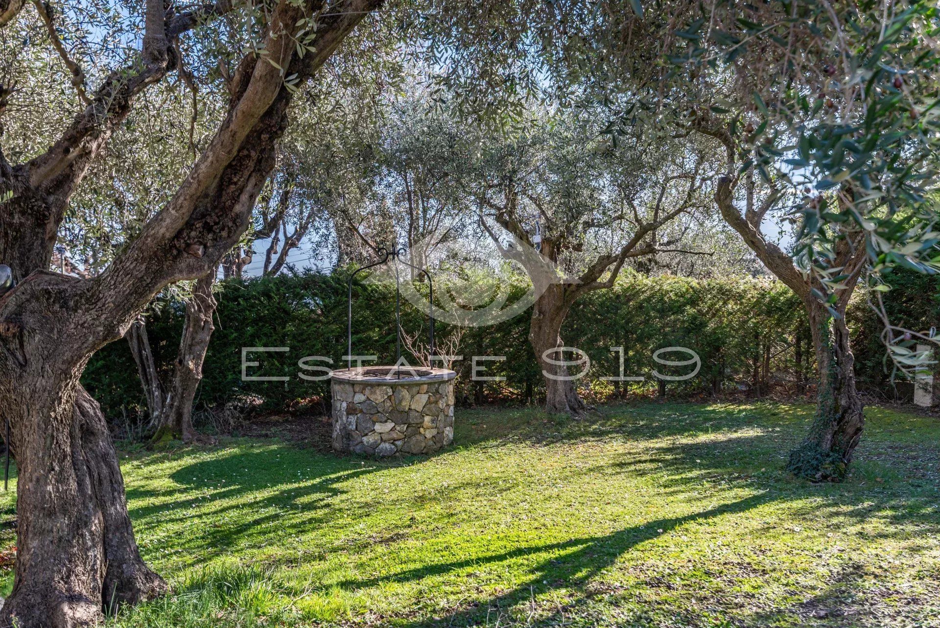 Haus im Châteauneuf-Grasse, Alpes-Maritimes 12865105