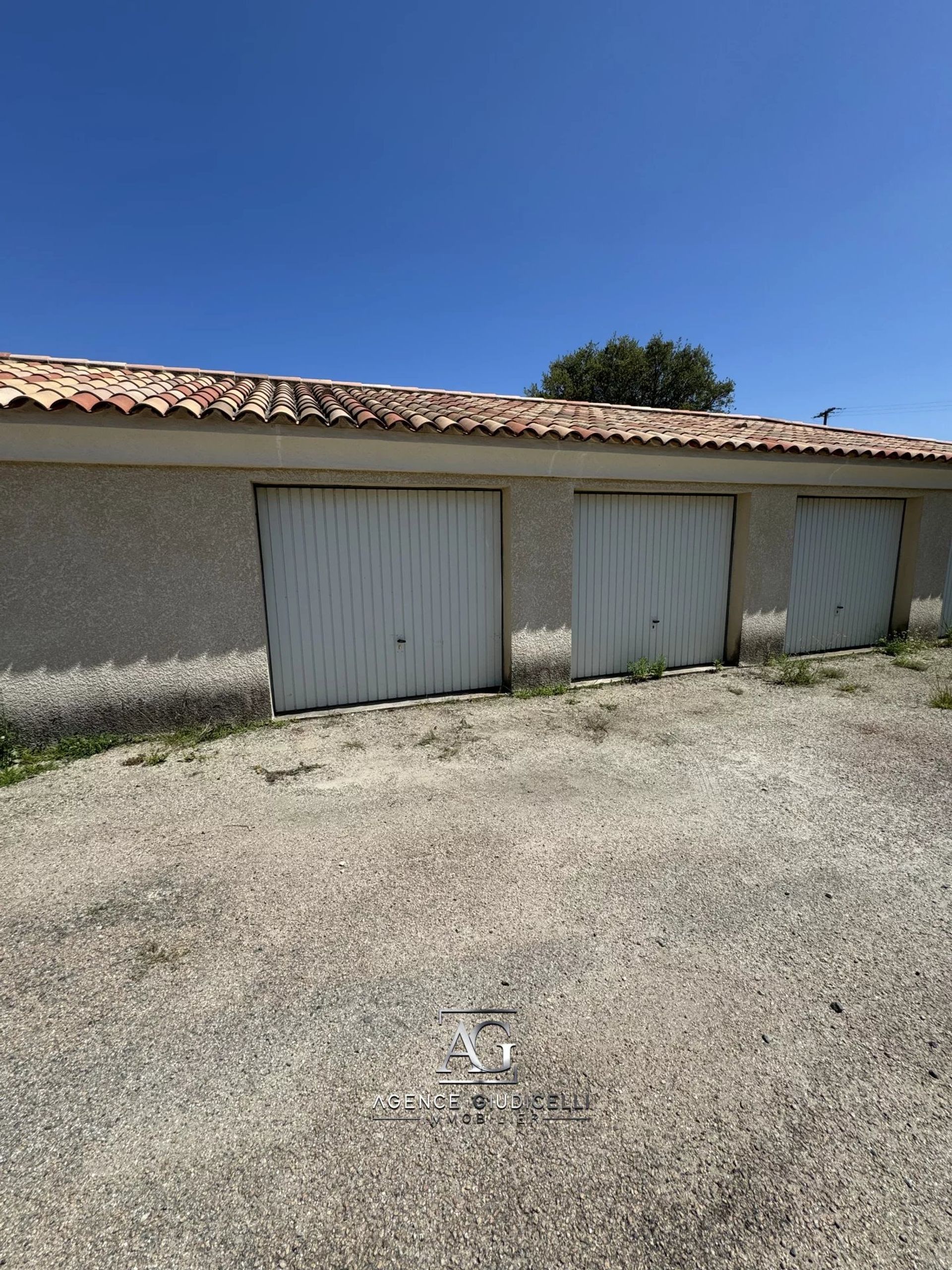 Multiple Houses in Prunelli-di-Fiumorbo, Haute-Corse 12865167