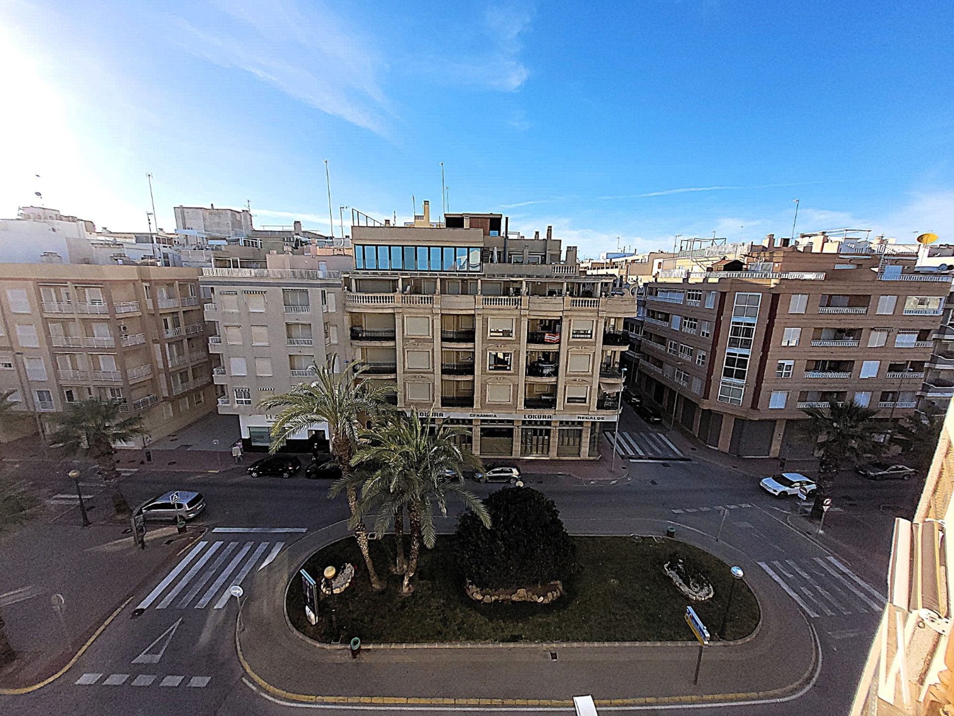 Condominium in Guardamar del Segura, Valencian Community 12865349