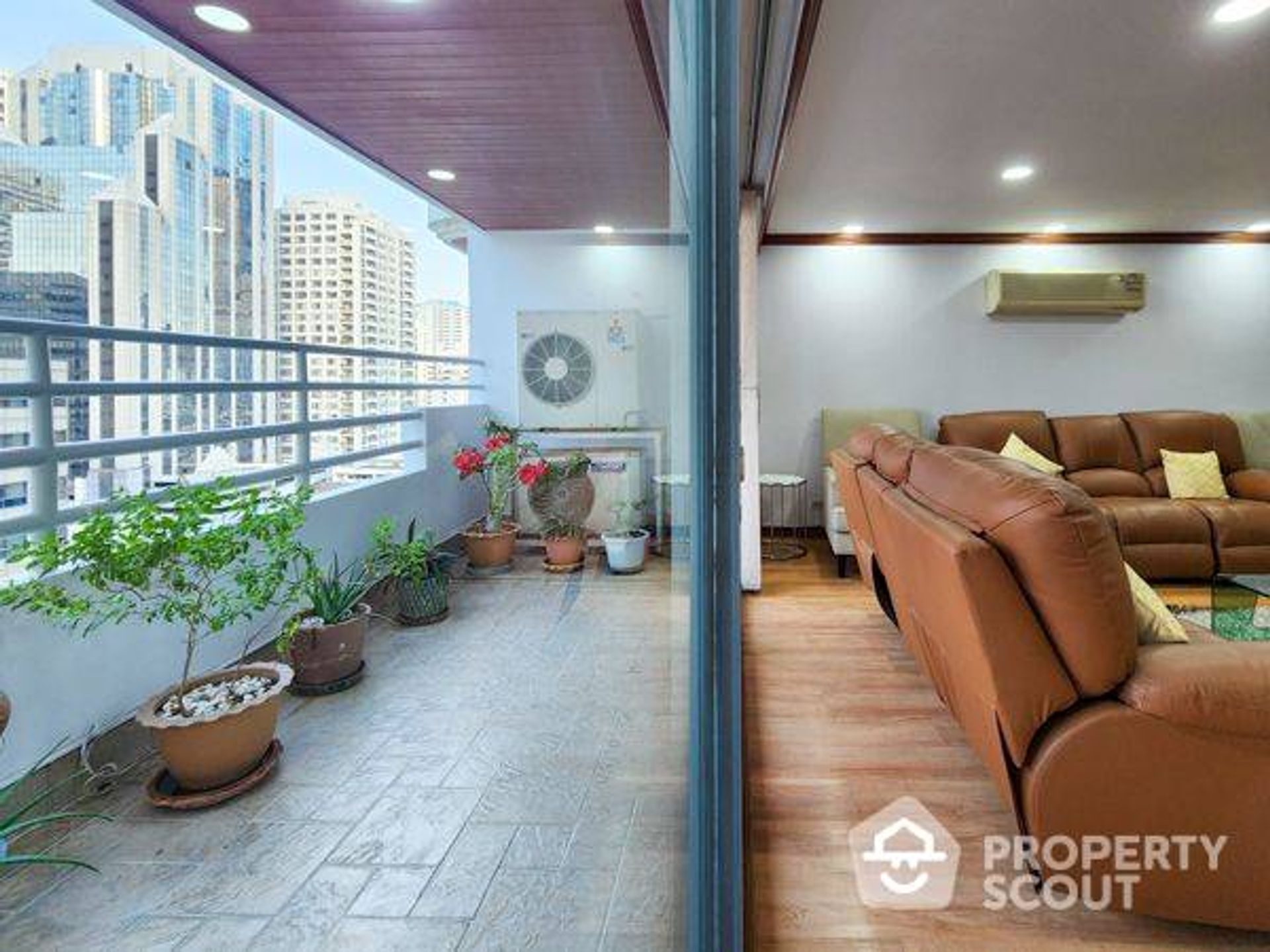 Condominium in , Krung Thep Maha Nakhon 12865467