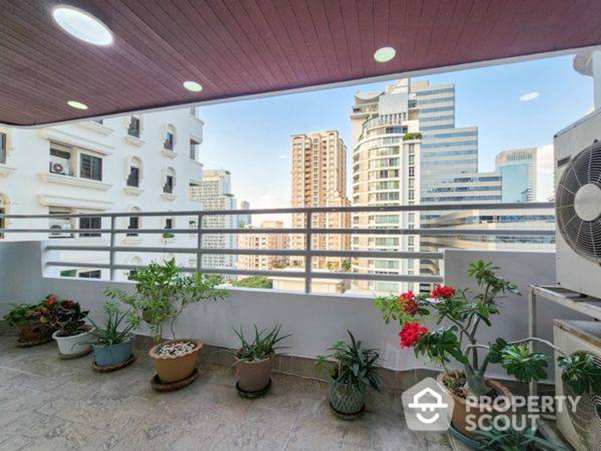 Condominium in , Krung Thep Maha Nakhon 12865467