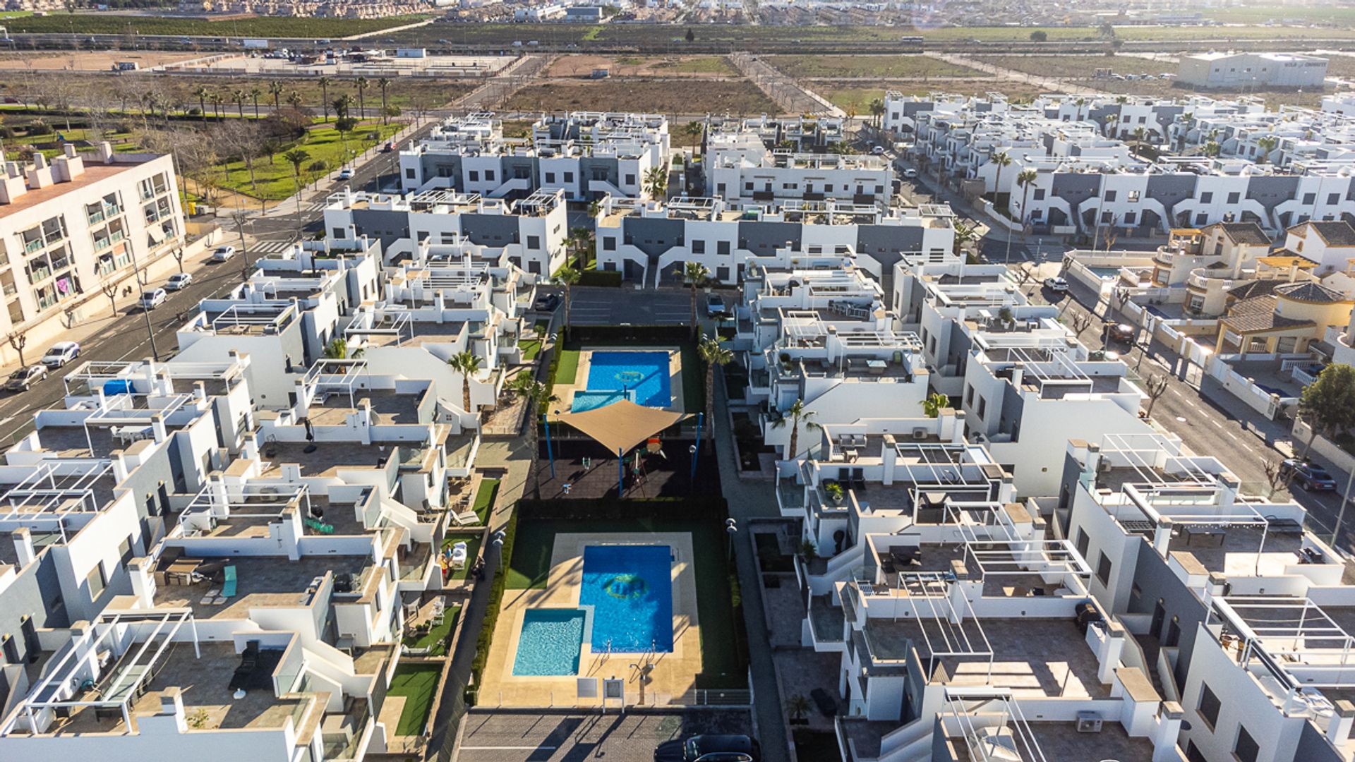 Condominium dans Pilar de la Horadada, Valencian Community 12865479