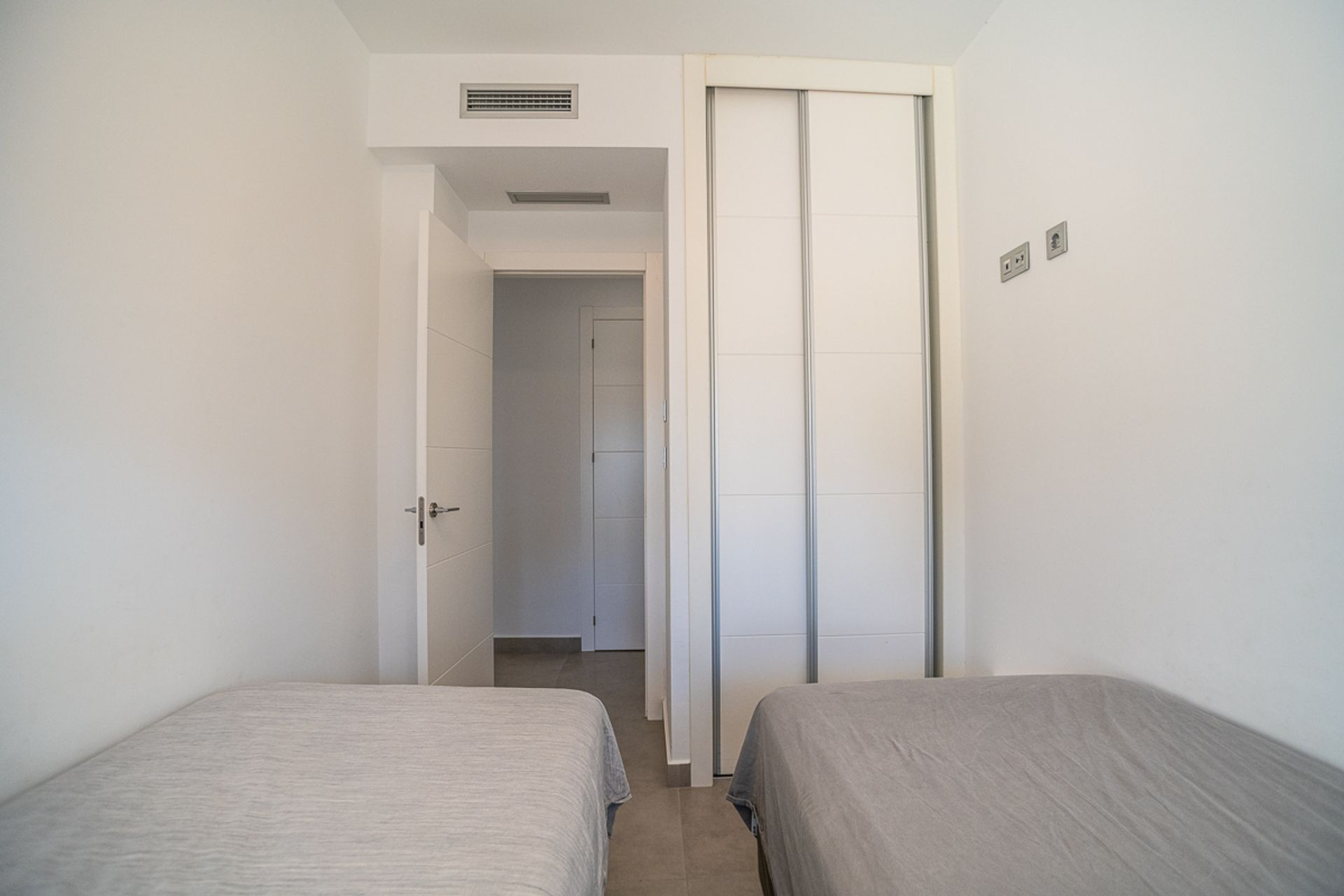 Condominium dans Pilar de la Horadada, Valencian Community 12865479