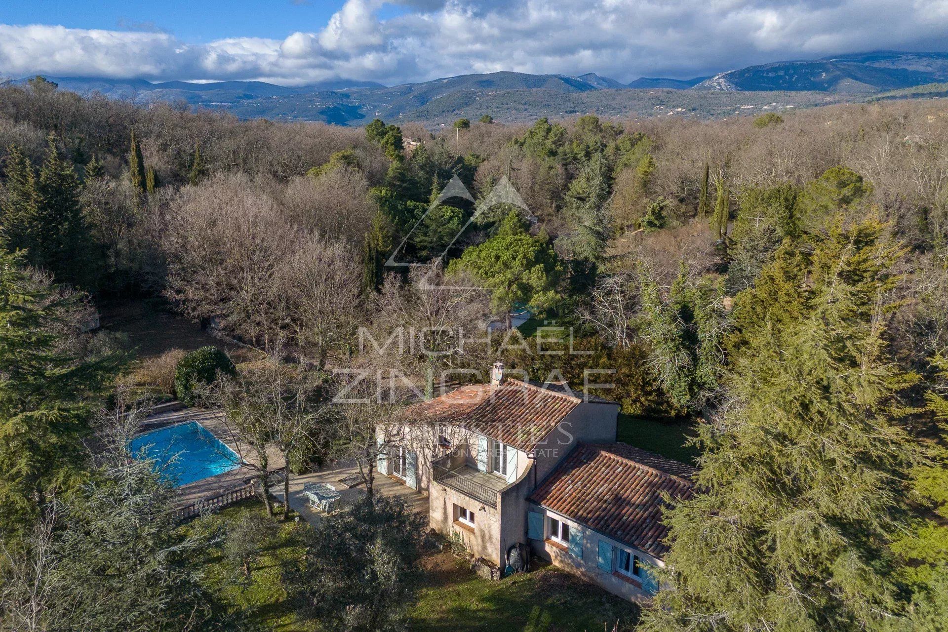 Haus im Saint-Cézaire-sur-Siagne, Alpes-Maritimes 12865653