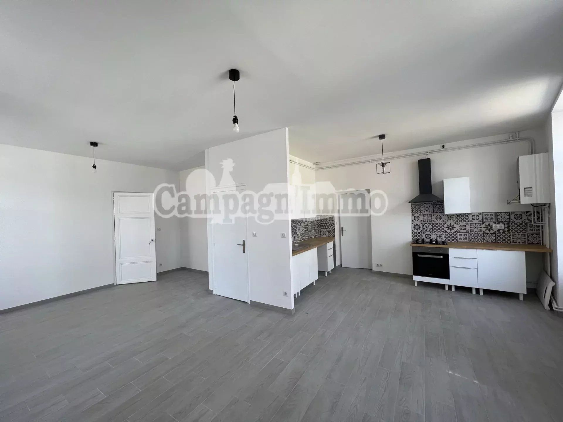 Condominium dans Tararé, Auvergne-Rhône-Alpes 12865729