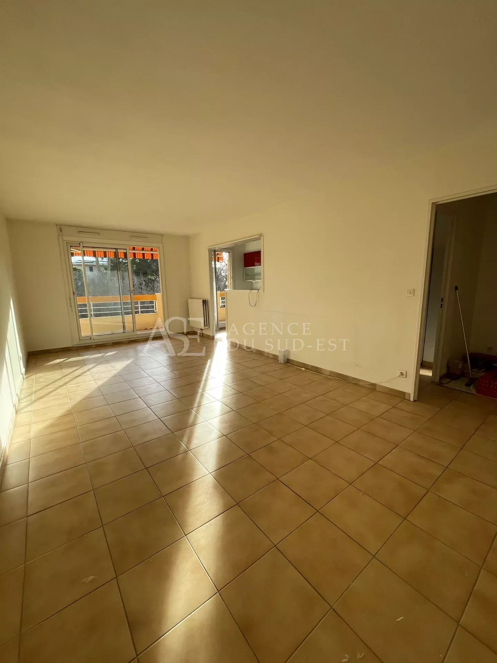 Osakehuoneisto sisään Aix-en-Provence, Provence-Alpes-Cote d'Azur 12865732