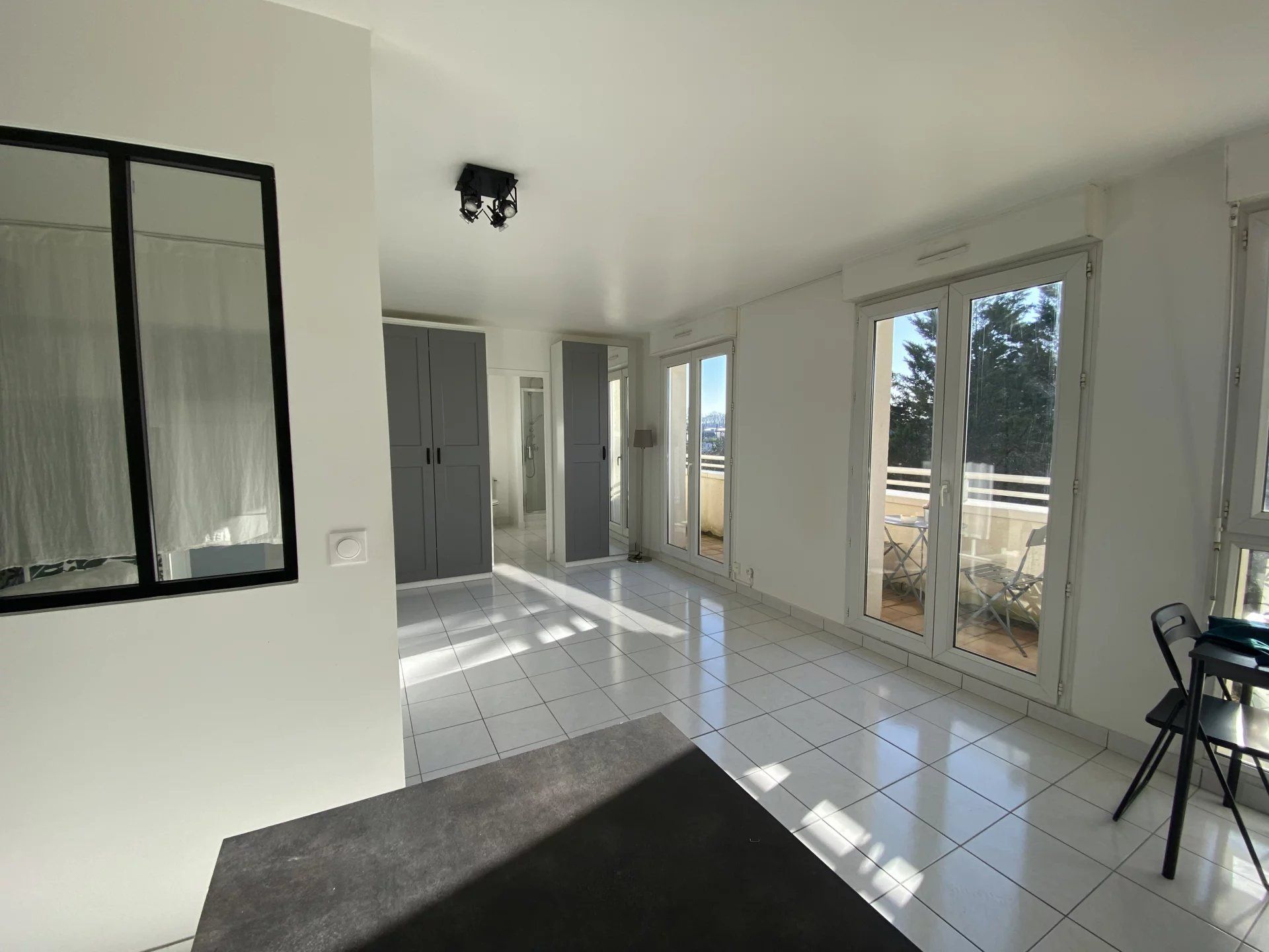 Condominio en Noisy-le-Grand, Isla de Francia 12866027