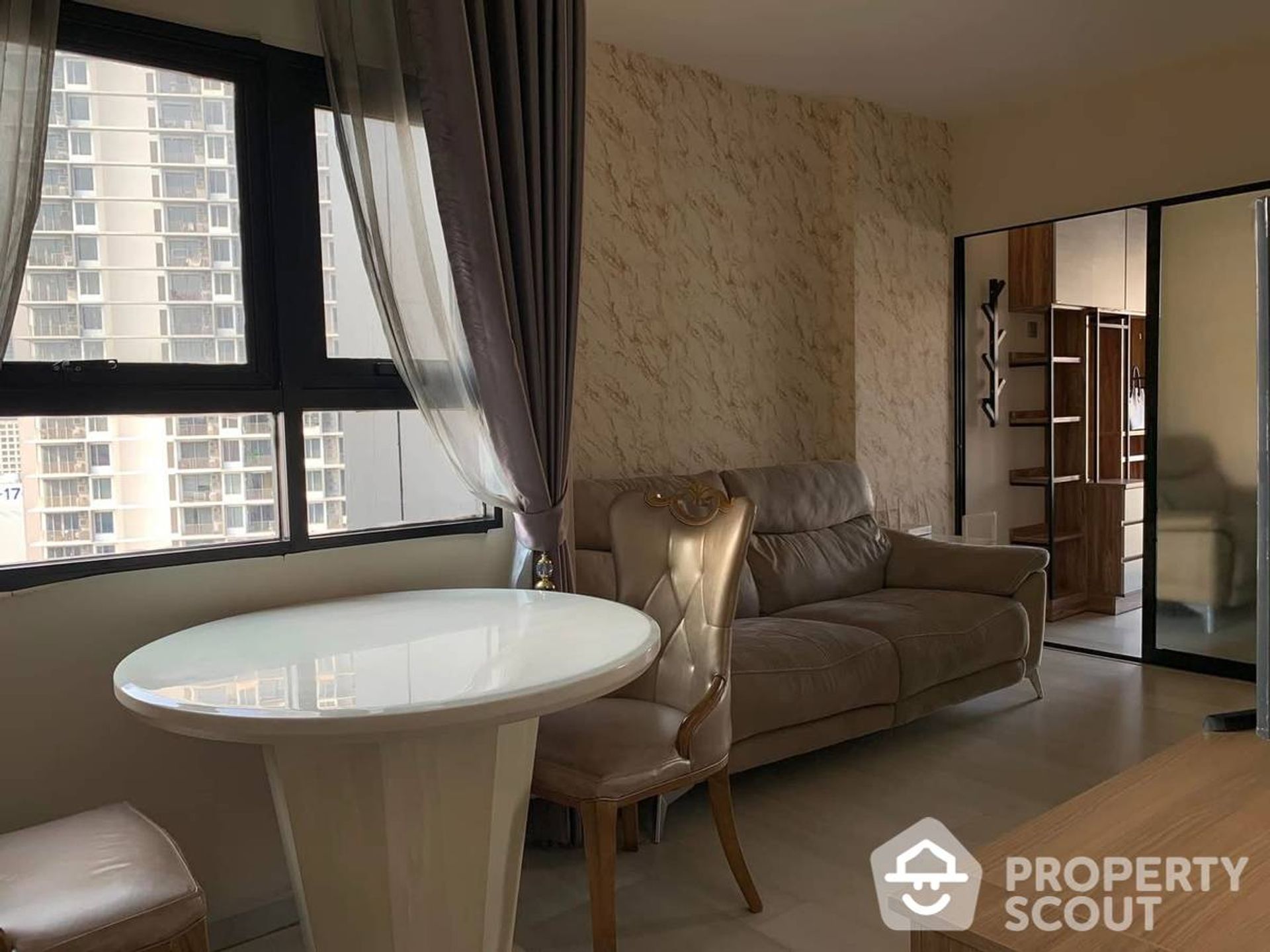 Condominio en satón, Krung Thep Maha Nakhon 12866115