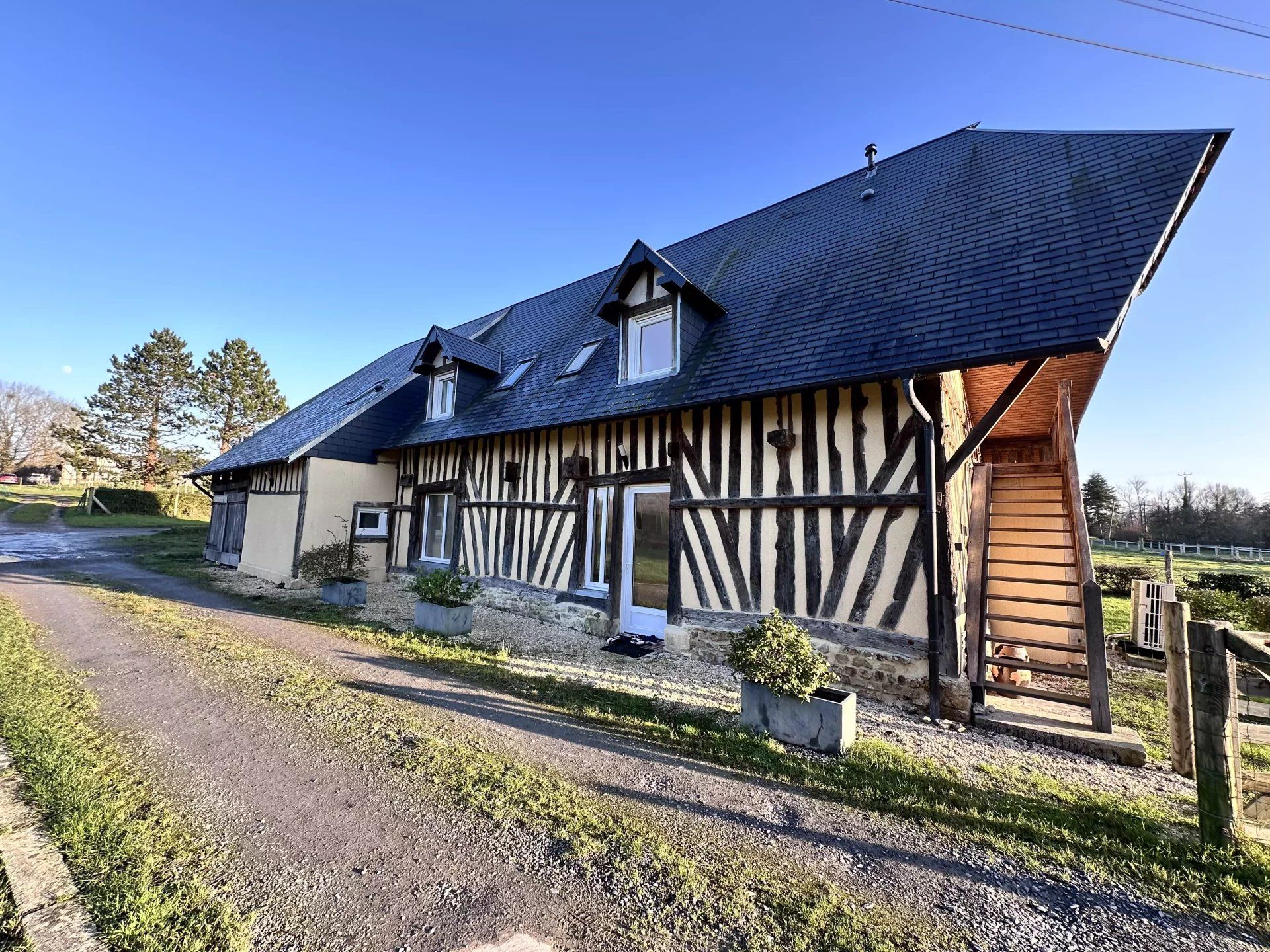 Hus i Dozulé, Normandie 12867586