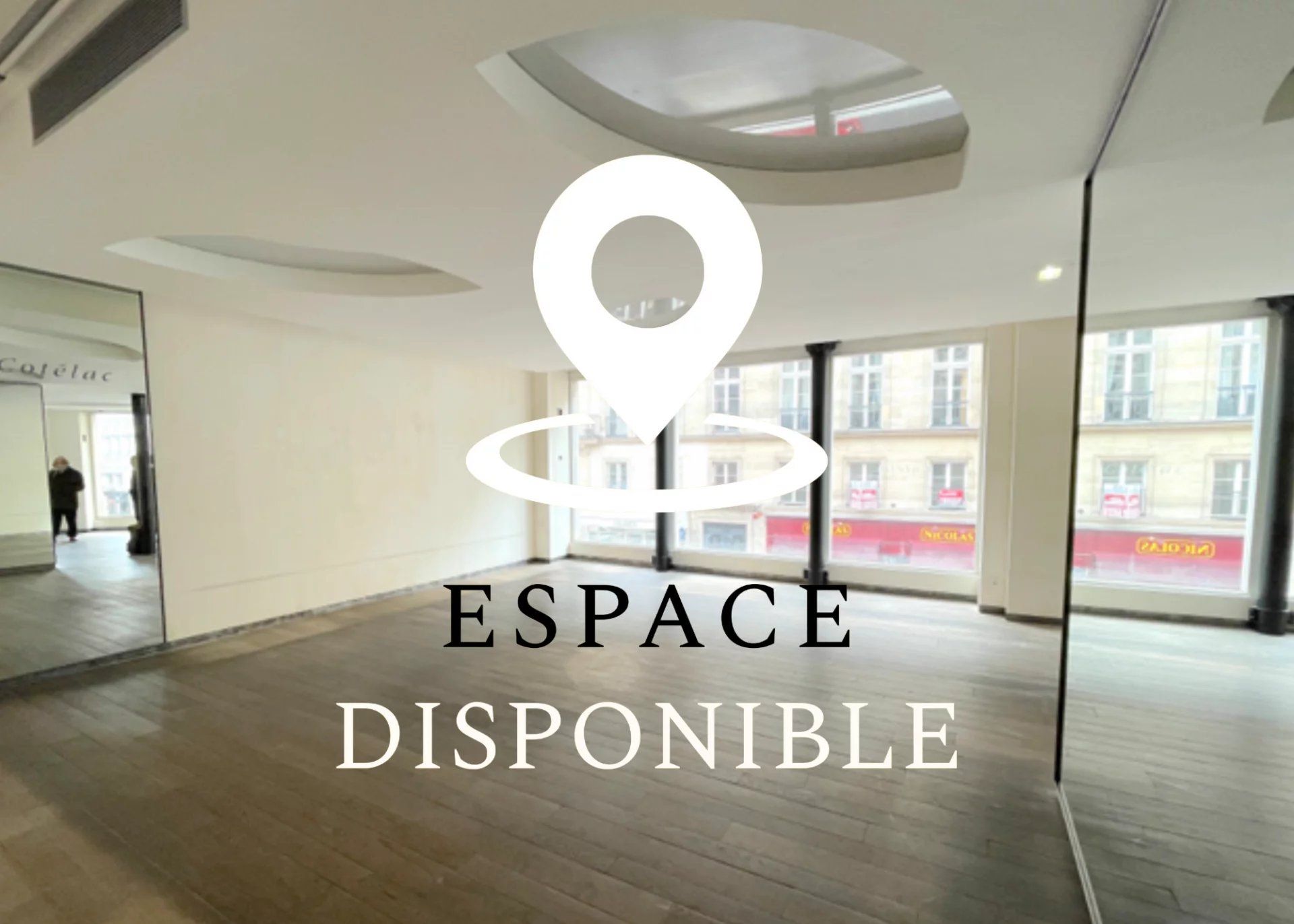 Comercial en Paris 1er, Paris 12867647