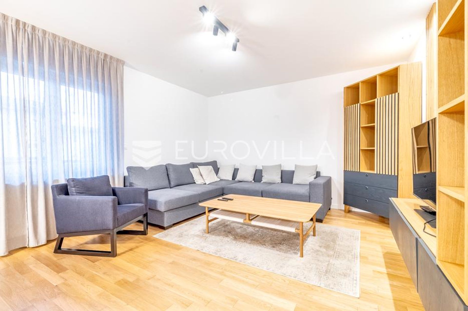 Condominium in Gornji Bukovec, Zagreb, Grad 12867764