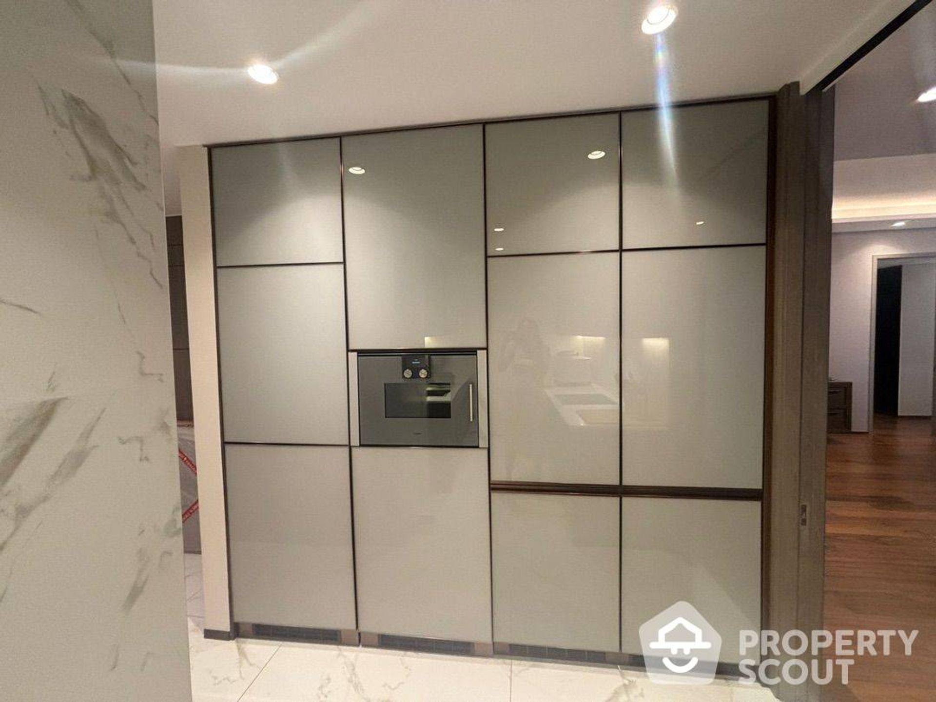 Condominium in , Krung Thep Maha Nakhon 12868054