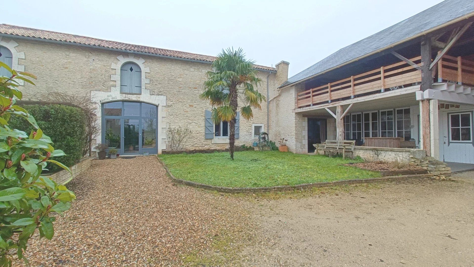 rumah dalam Neuville-de-Poitou, Nouvelle-Aquitaine 12869345