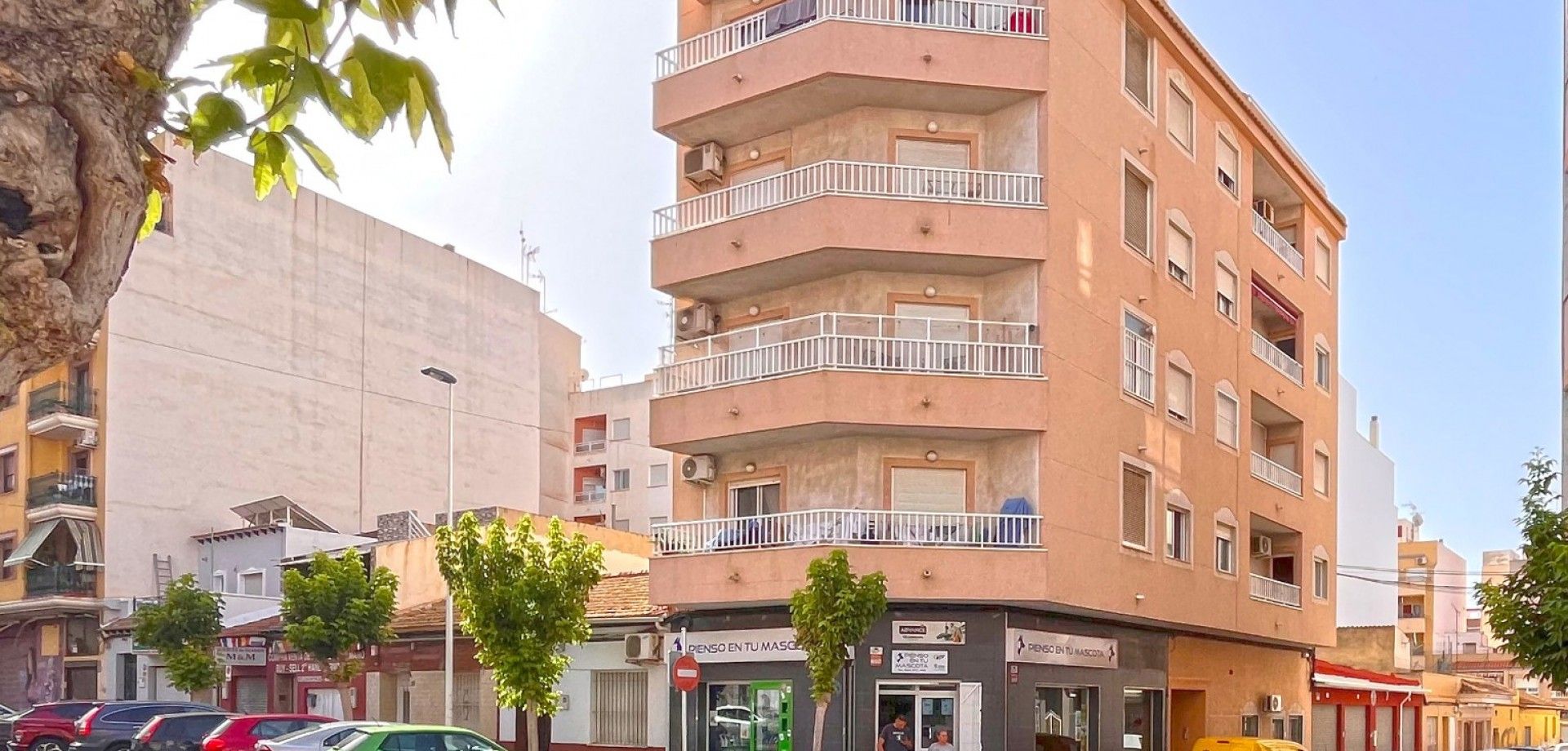 Condominium in Torrevieja, Comunidad Valenciana 12870296