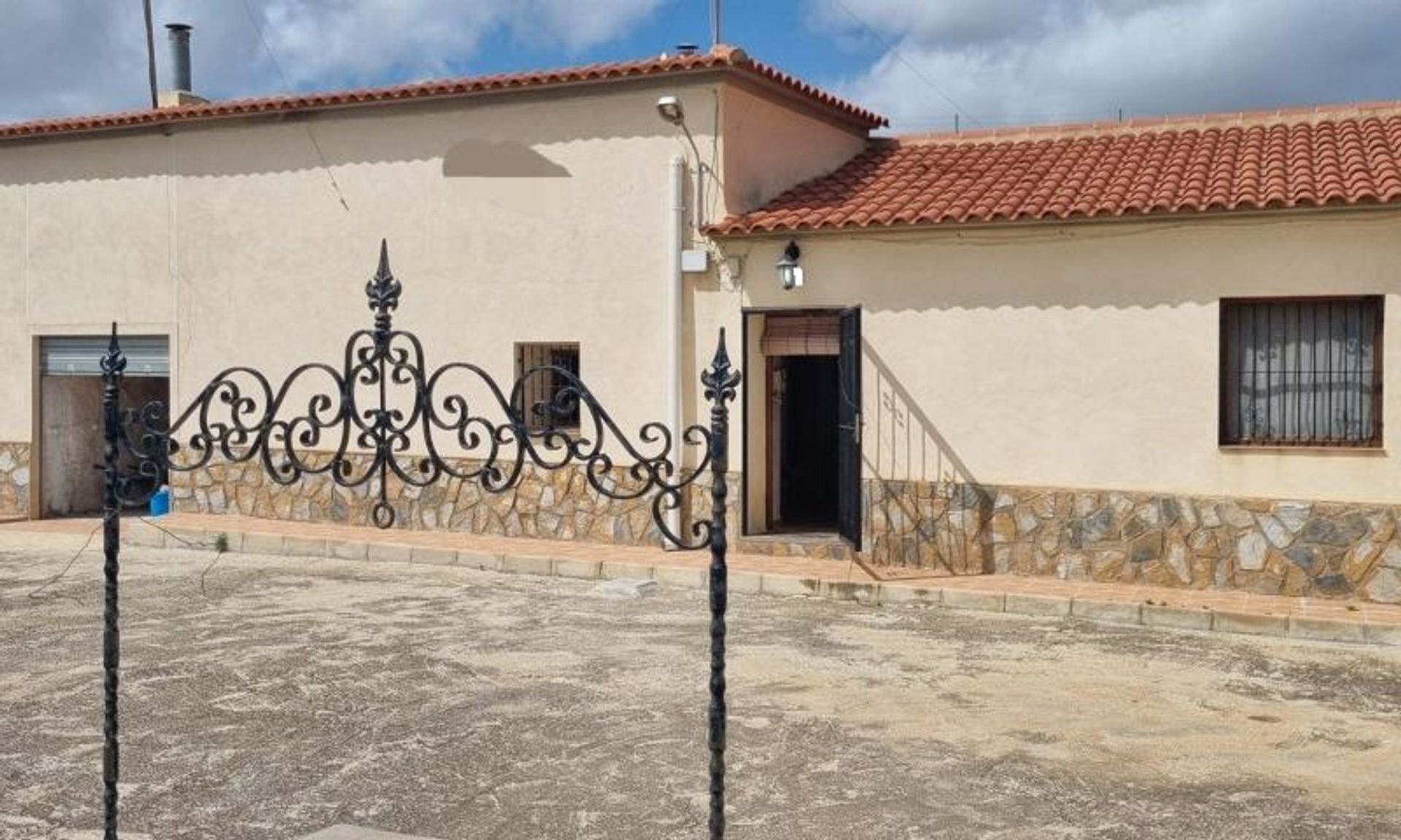 casa en Hondón de las Nieves, Comunidad Valenciana 12870399