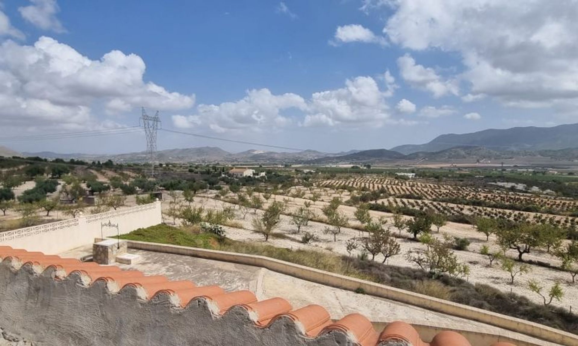 casa en Hondón de las Nieves, Comunidad Valenciana 12870399