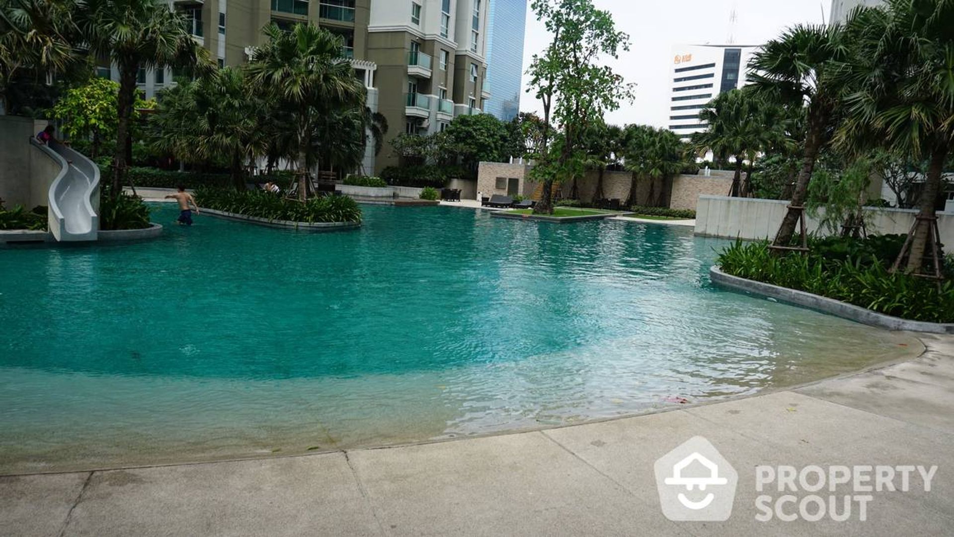 Condominium in Ban Na Song, Krung Thep Maha Nakhon 12870628