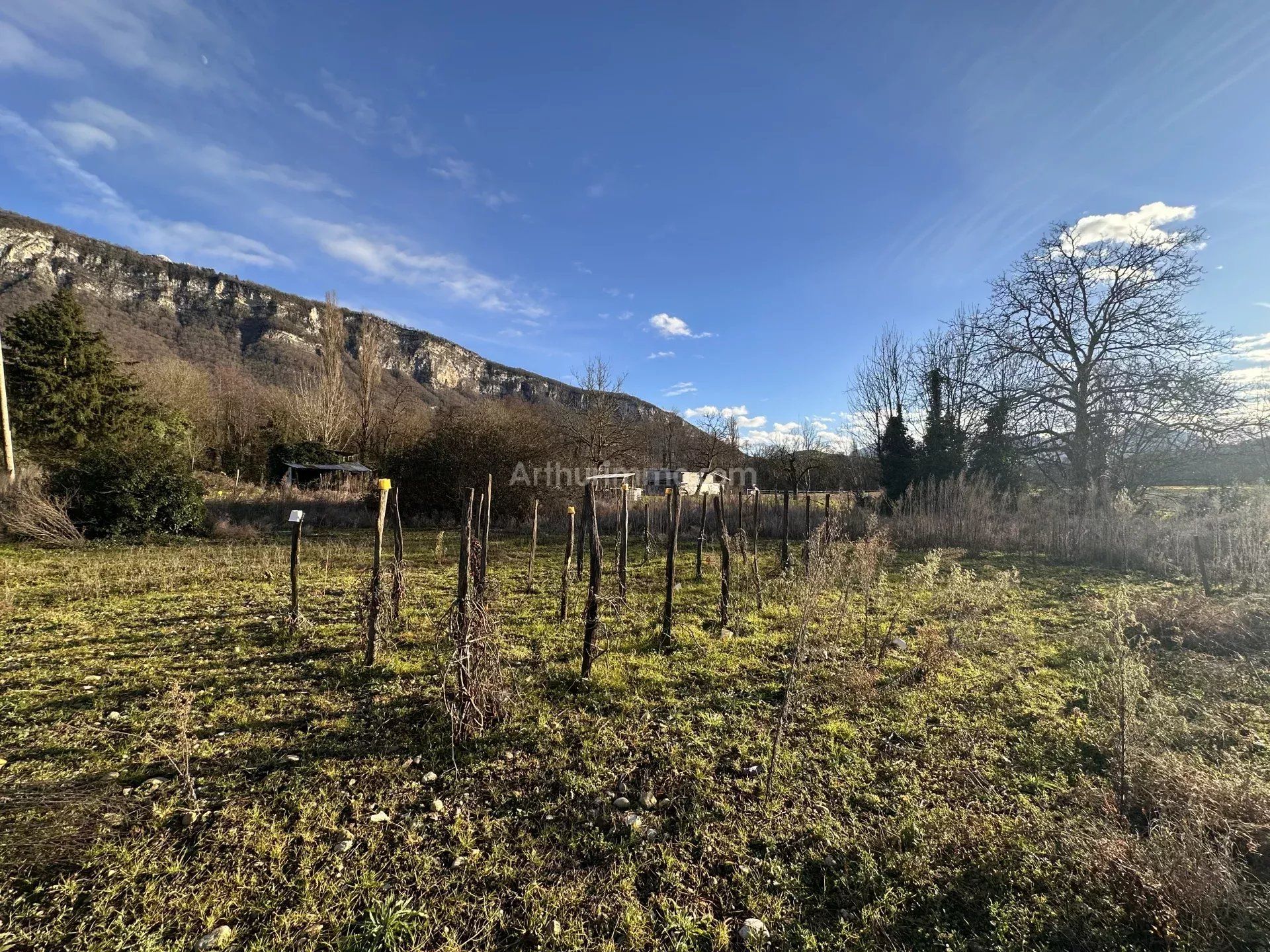 Maa sisään Mery, Auvergne-Rhône-Alpes 12870921