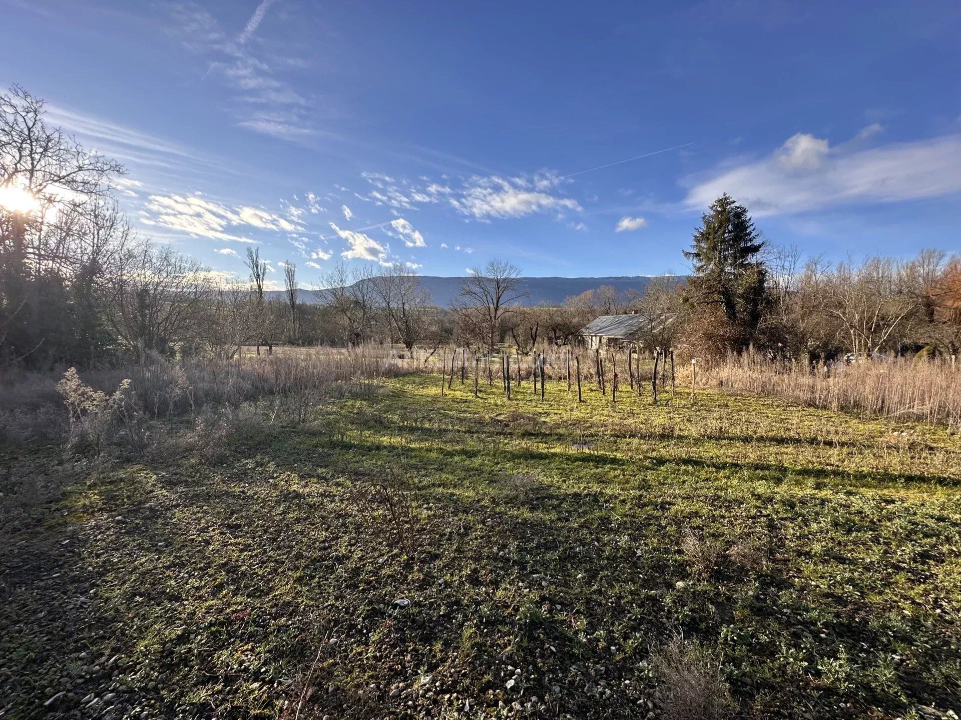 Maa sisään Mery, Auvergne-Rhône-Alpes 12870921