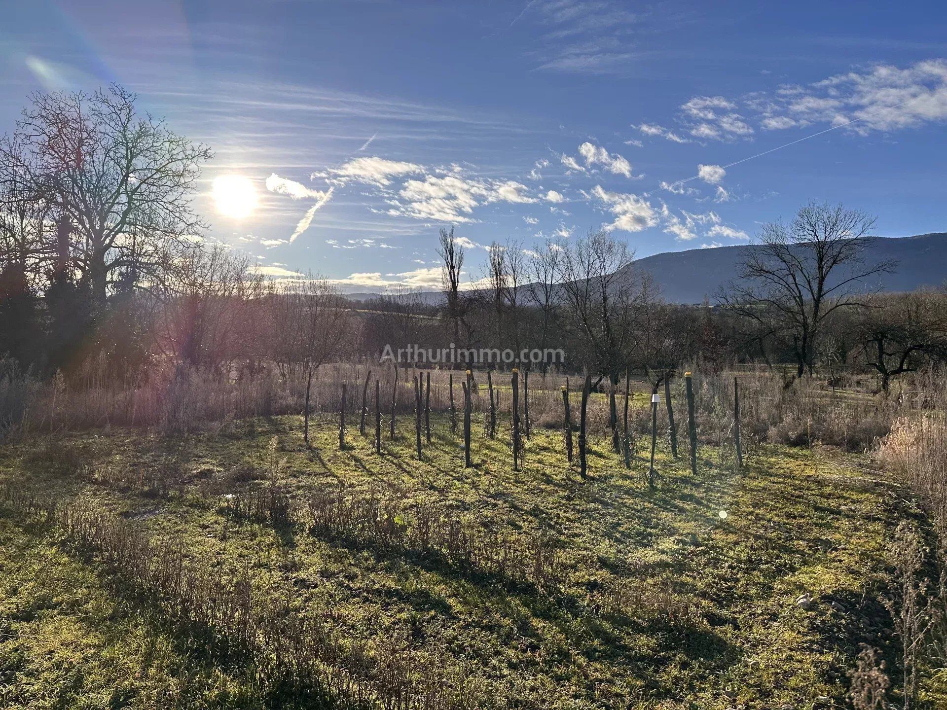 Maa sisään Mery, Auvergne-Rhône-Alpes 12870921