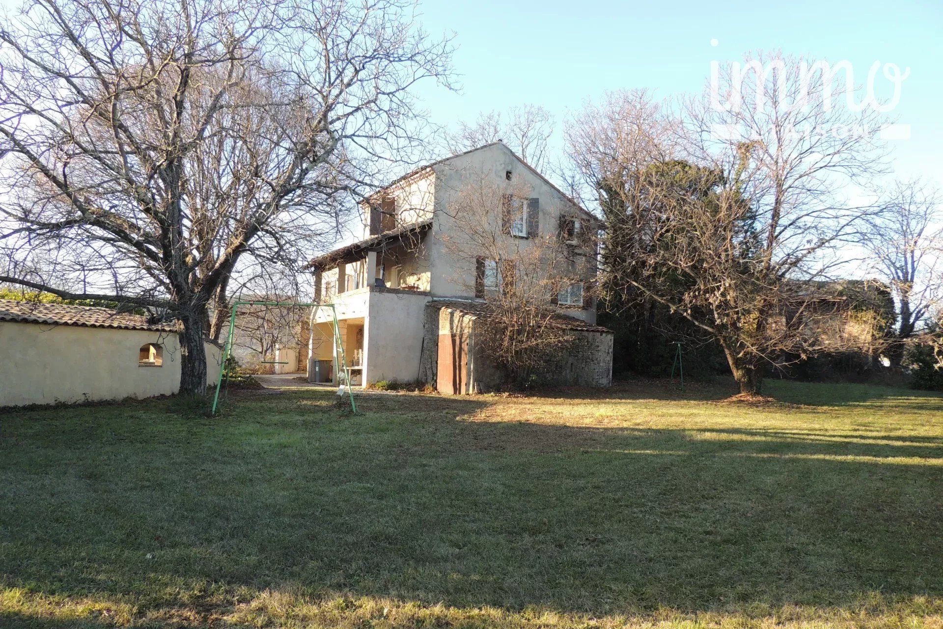 Rumah di Aubenas, Auvergne-Rhone-Alpes 12871057