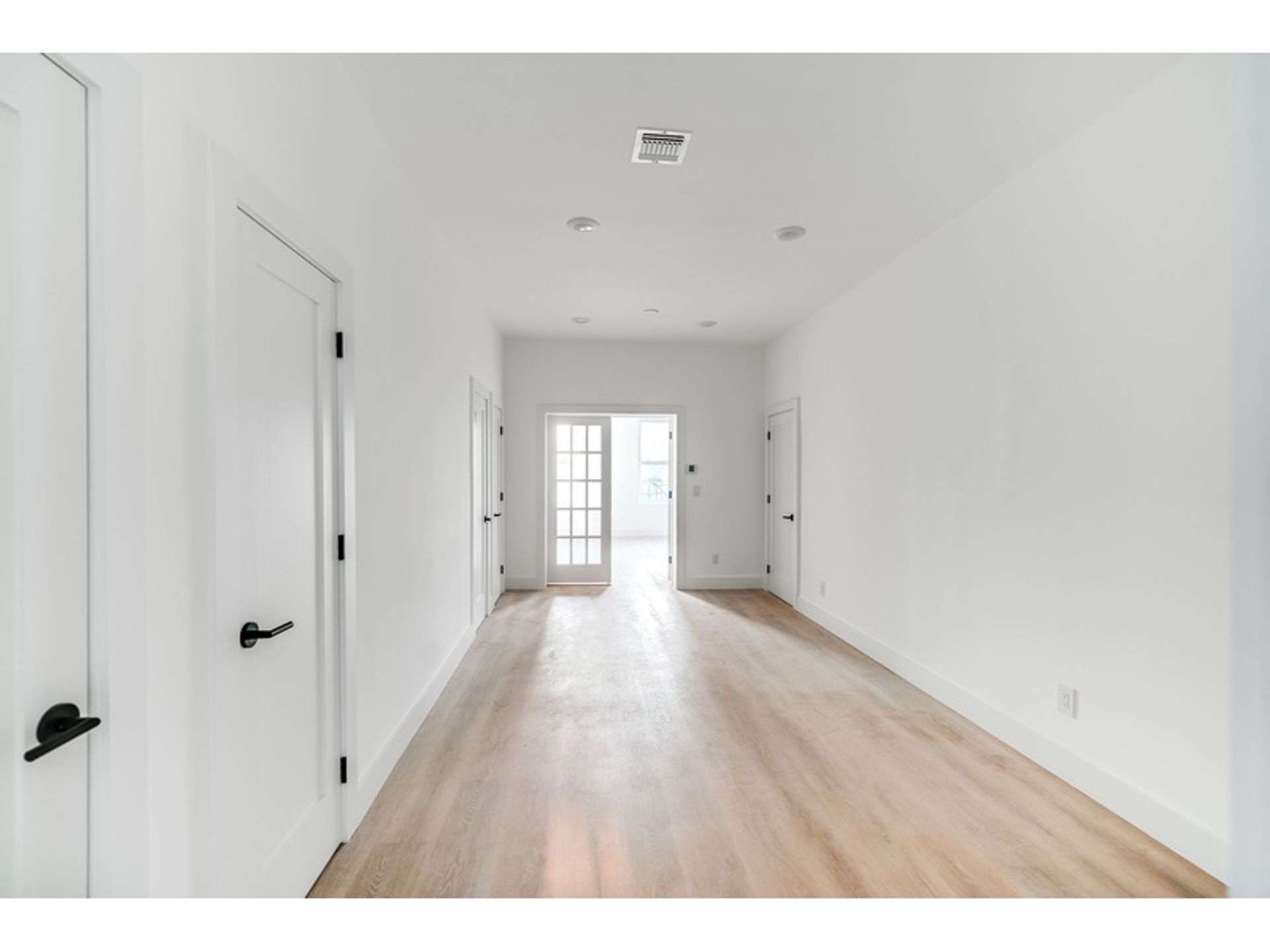 Condominium in Hoboken, New Jersey 12871175