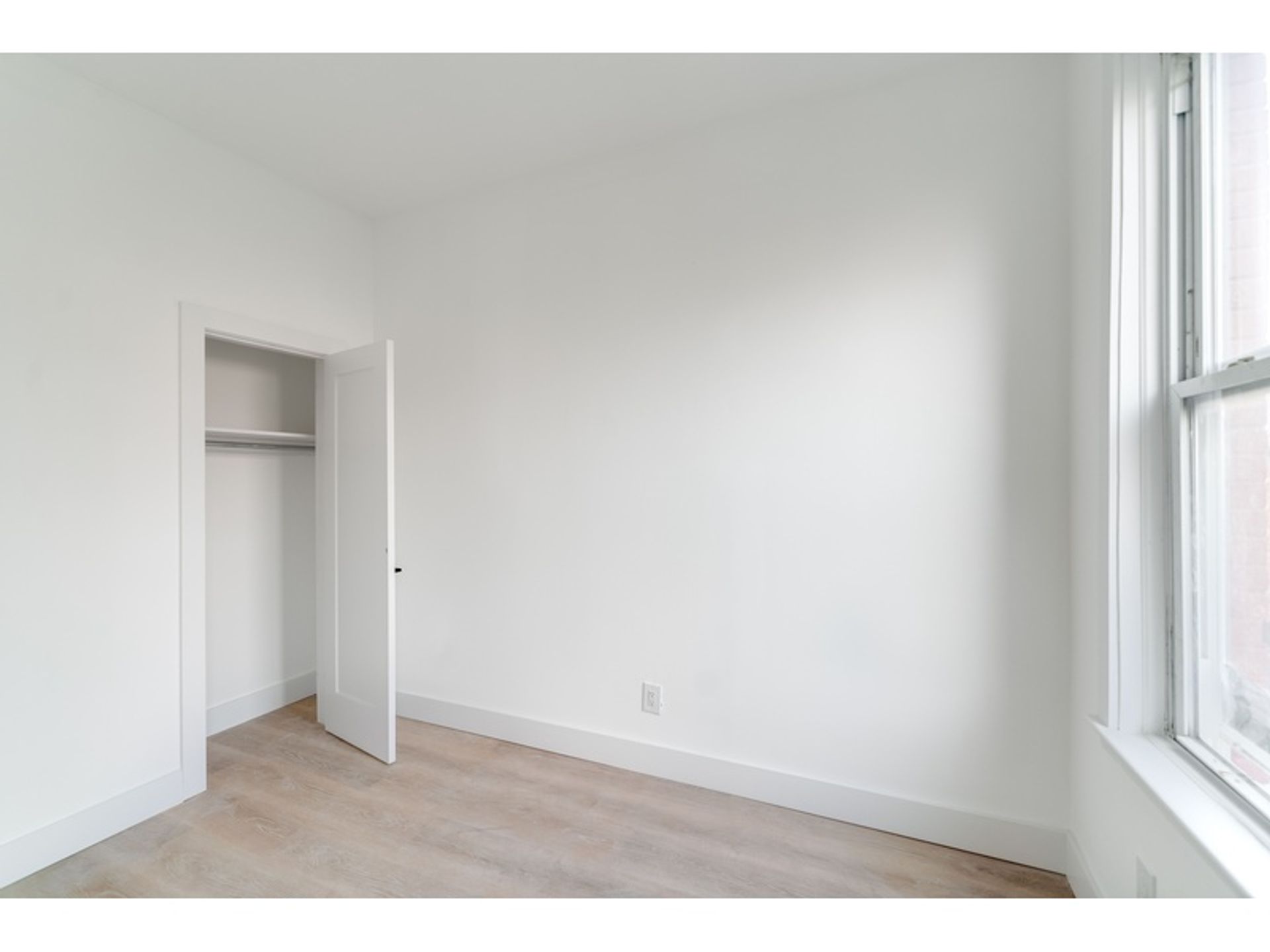 Condominium in Hoboken, New Jersey 12871175