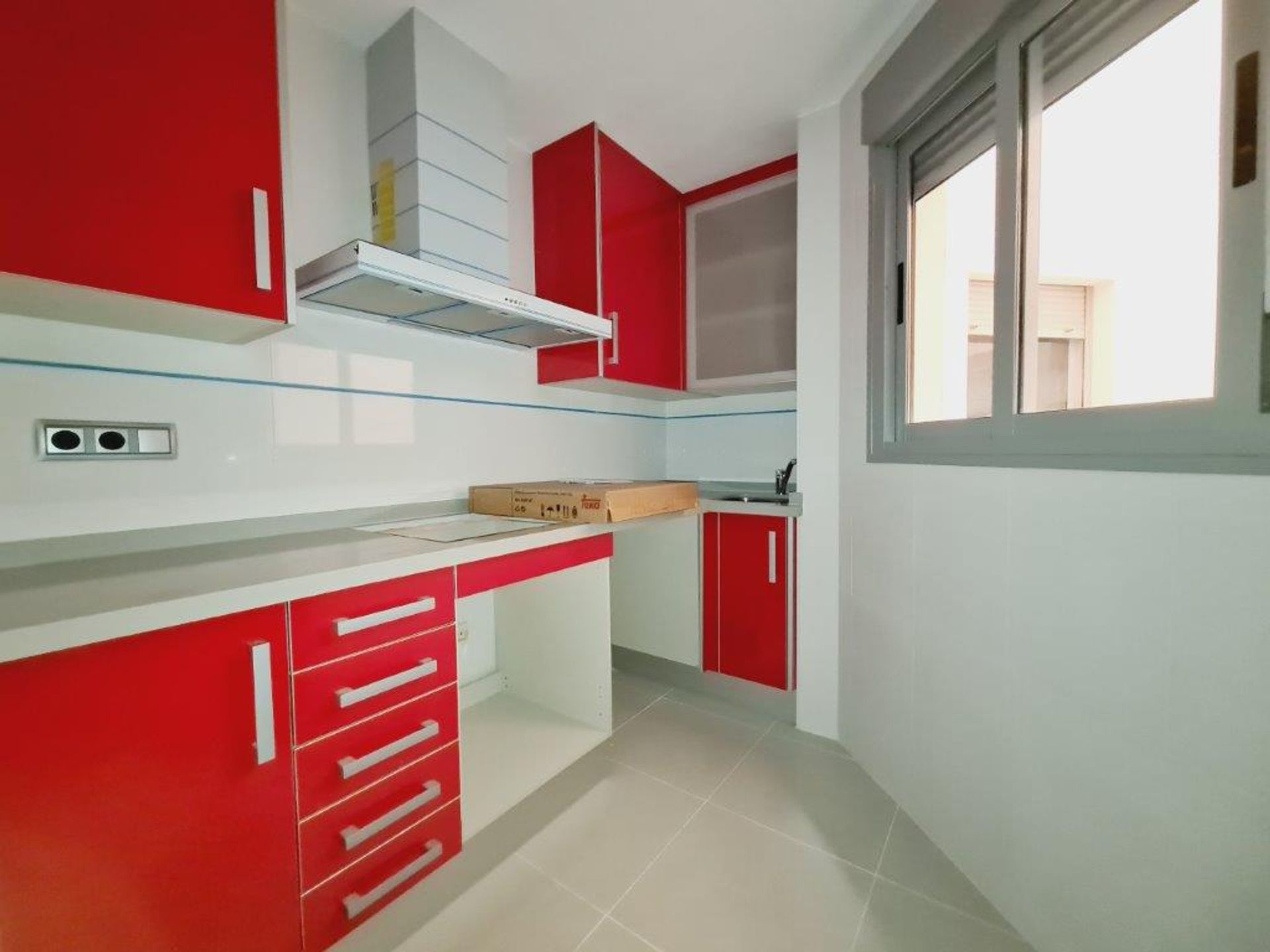 Condominium in Torrelamata, Valencia 12871576