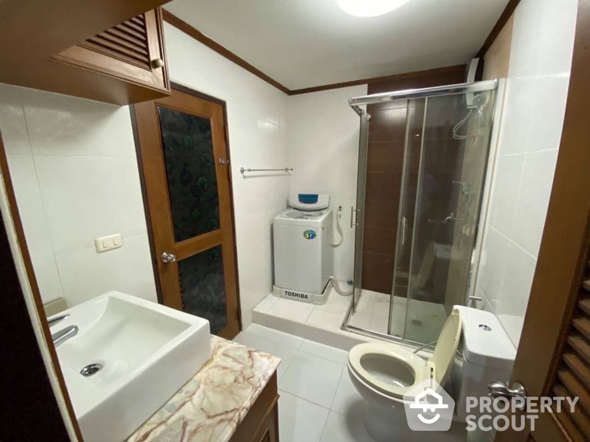 Condominium in Ban Na Song, Krung Thep Maha Nakhon 12871992