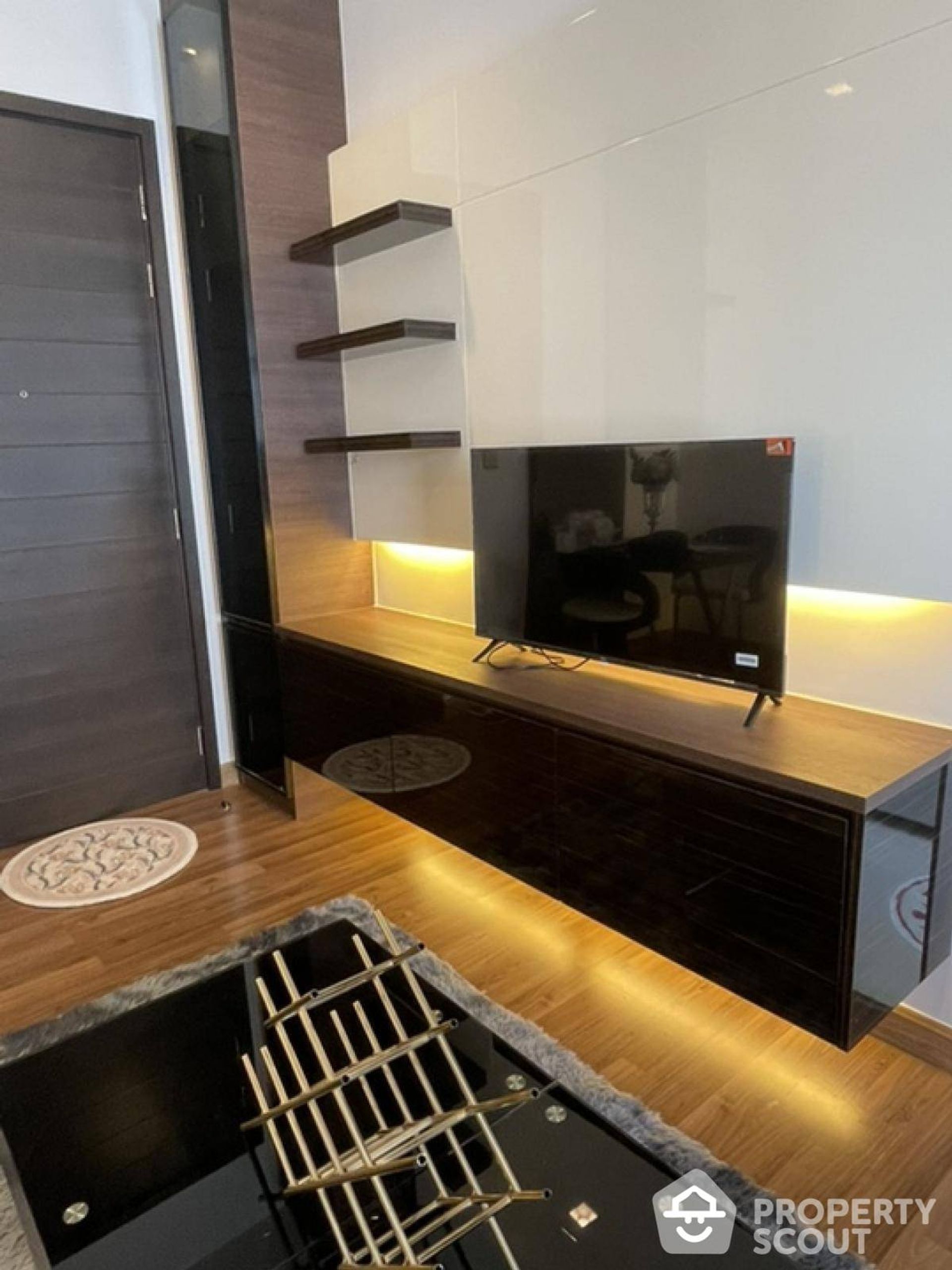 Condominium in Ban Na Song, Krung Thep Maha Nakhon 12872000