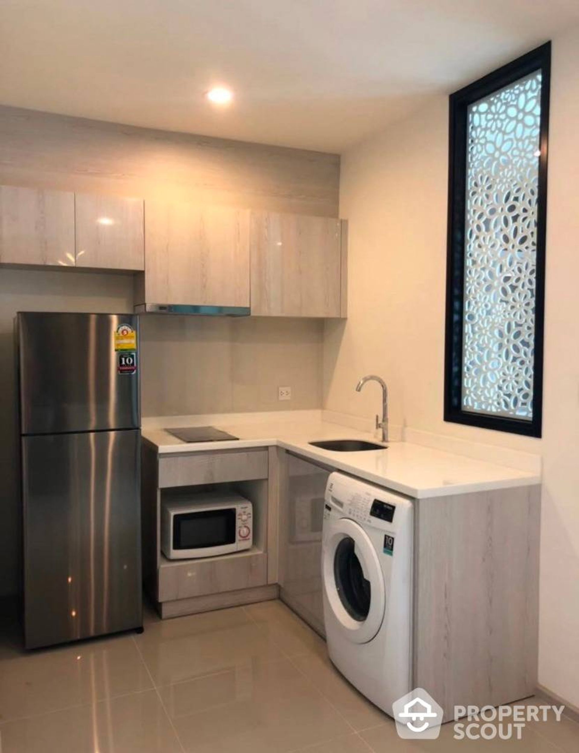 Condominium in Ban Na Song, Krung Thep Maha Nakhon 12872011