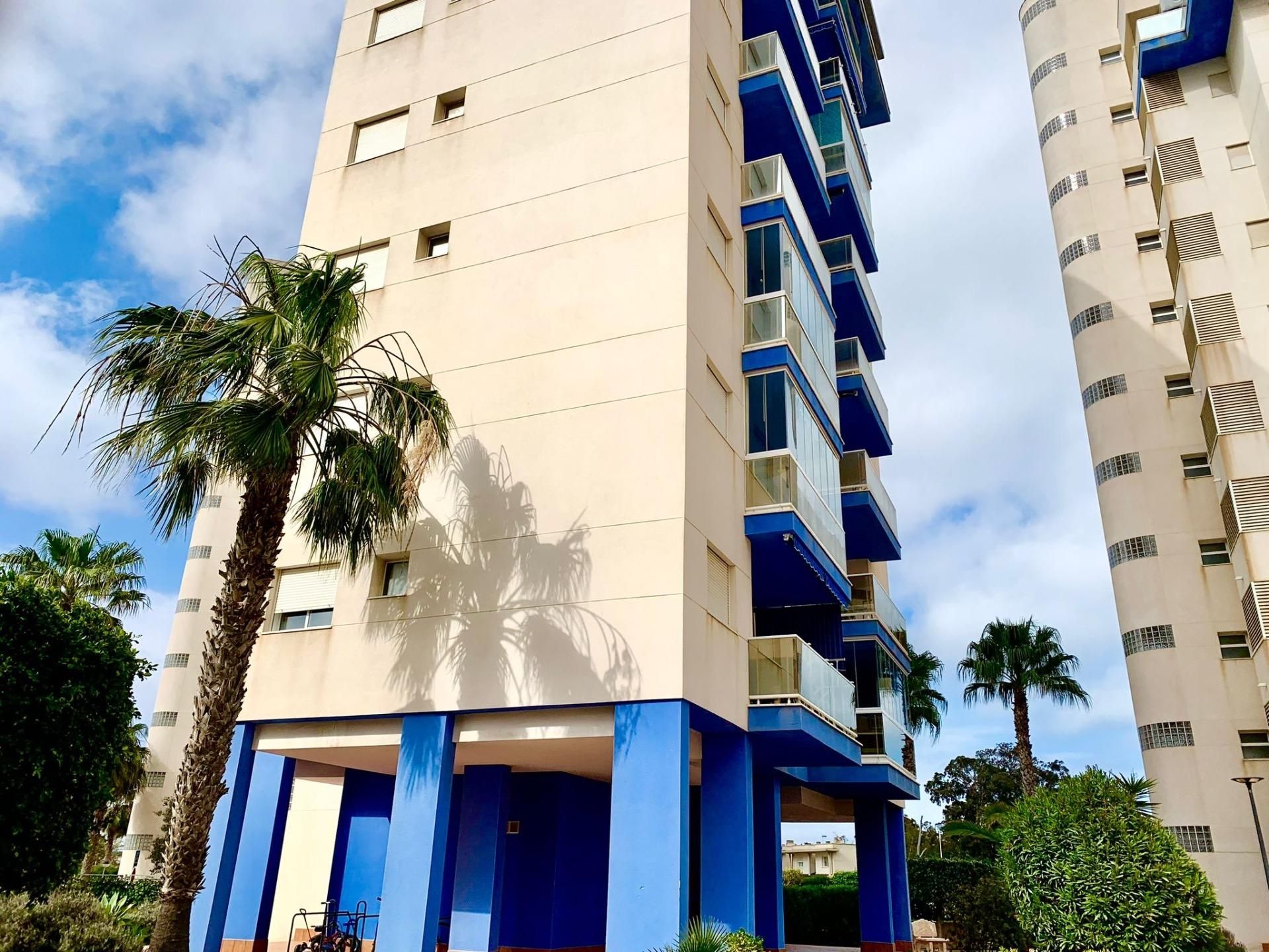 Condominium in Guardamar del Segura, Valencia 12872061