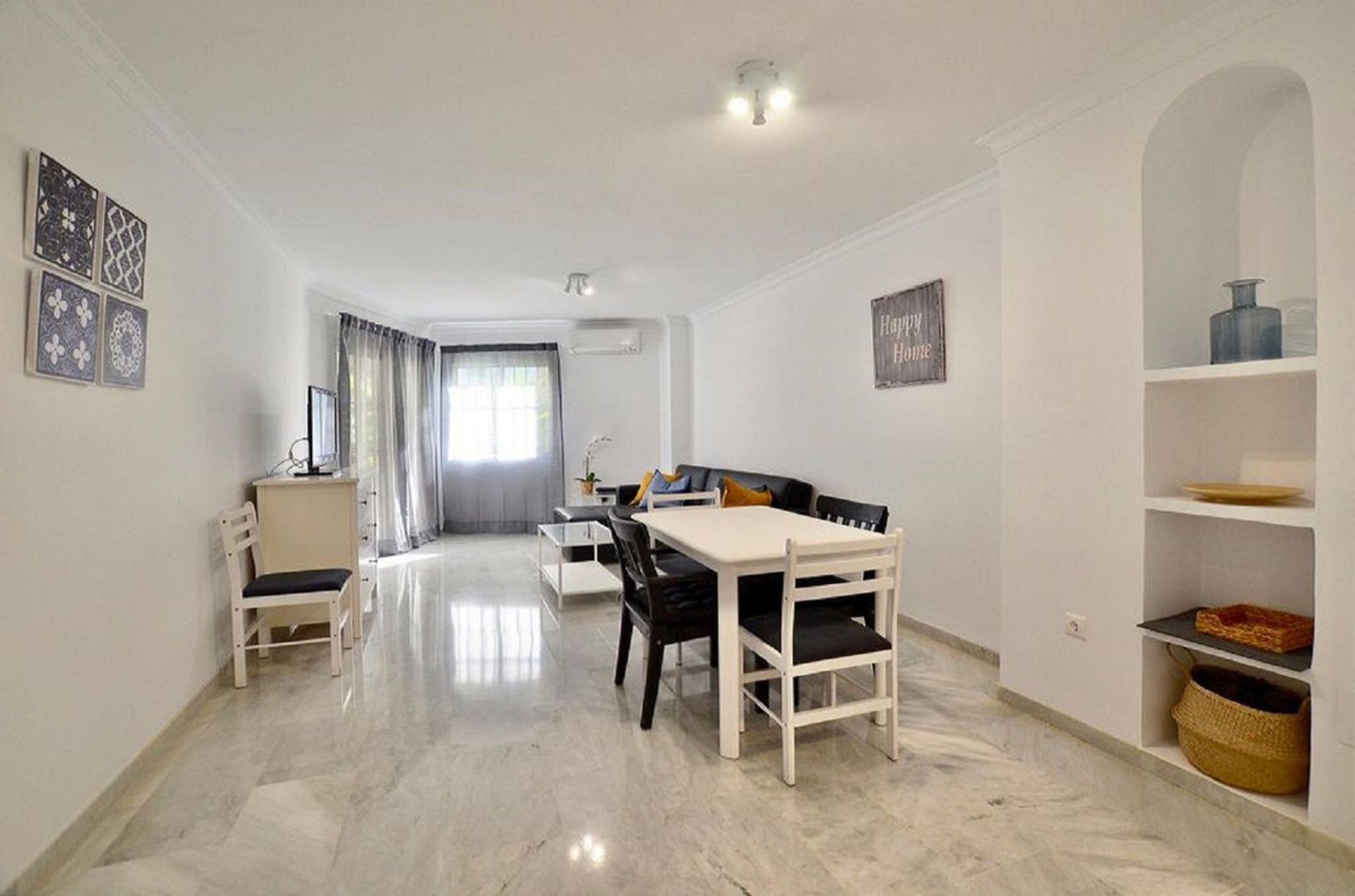 Condominium in Benalmadena, Andalusia 12872165