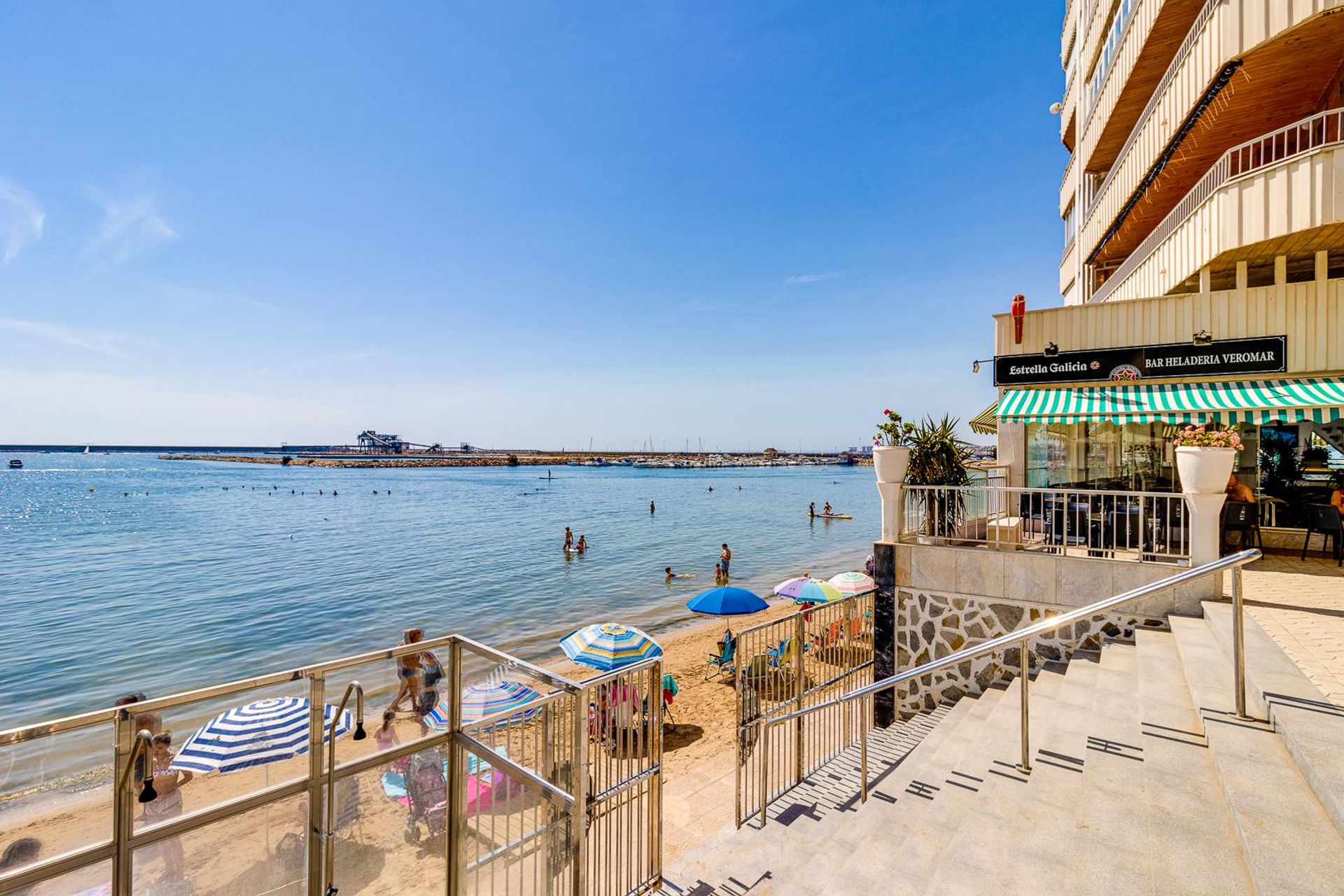 Condominium in Torrevieja, Comunidad Valenciana 12872255