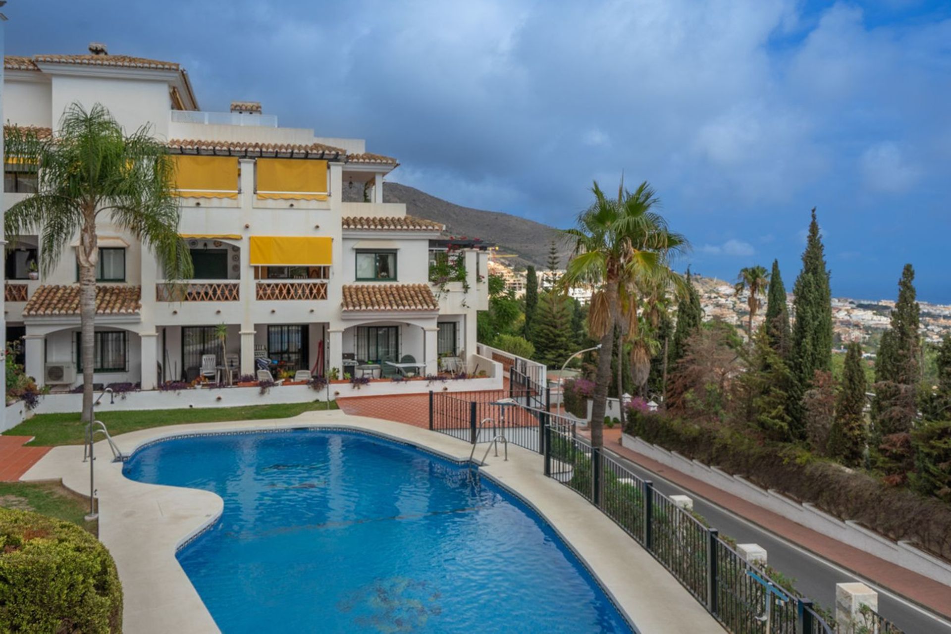 Condominium in Benalmadena, Andalusia 12872302