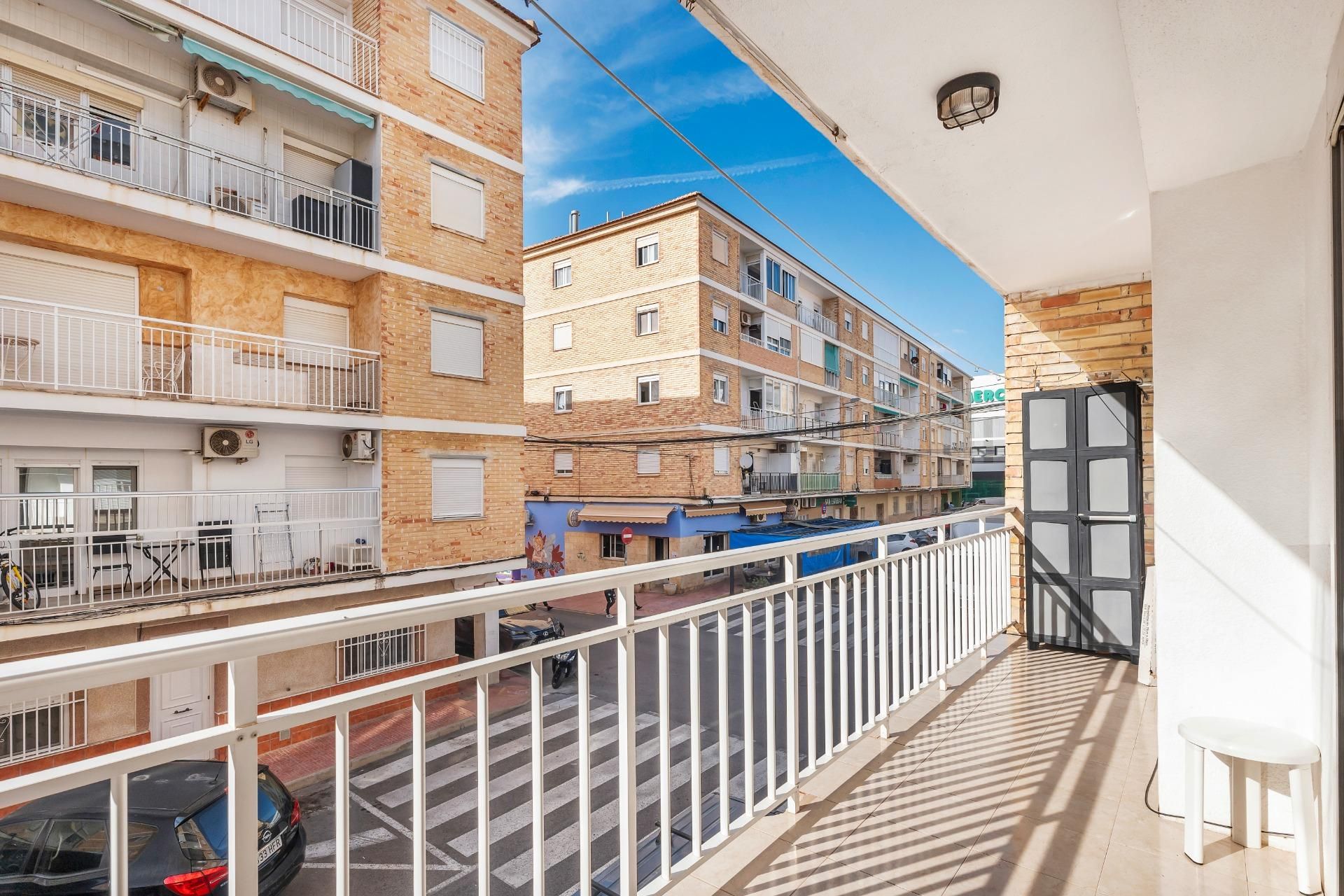 Condominium in Torrevieja, Valencia 12872868