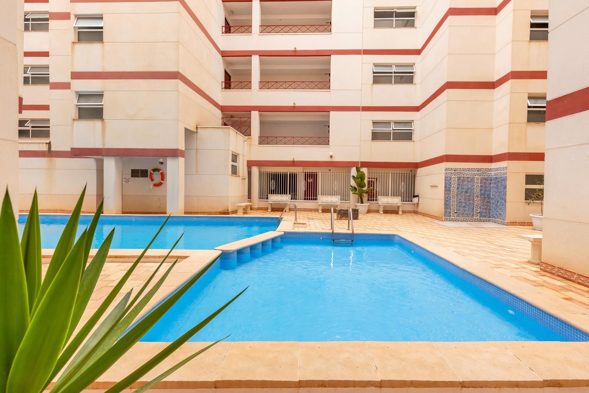 Condominium in Torrevieja, Comunidad Valenciana 12872870