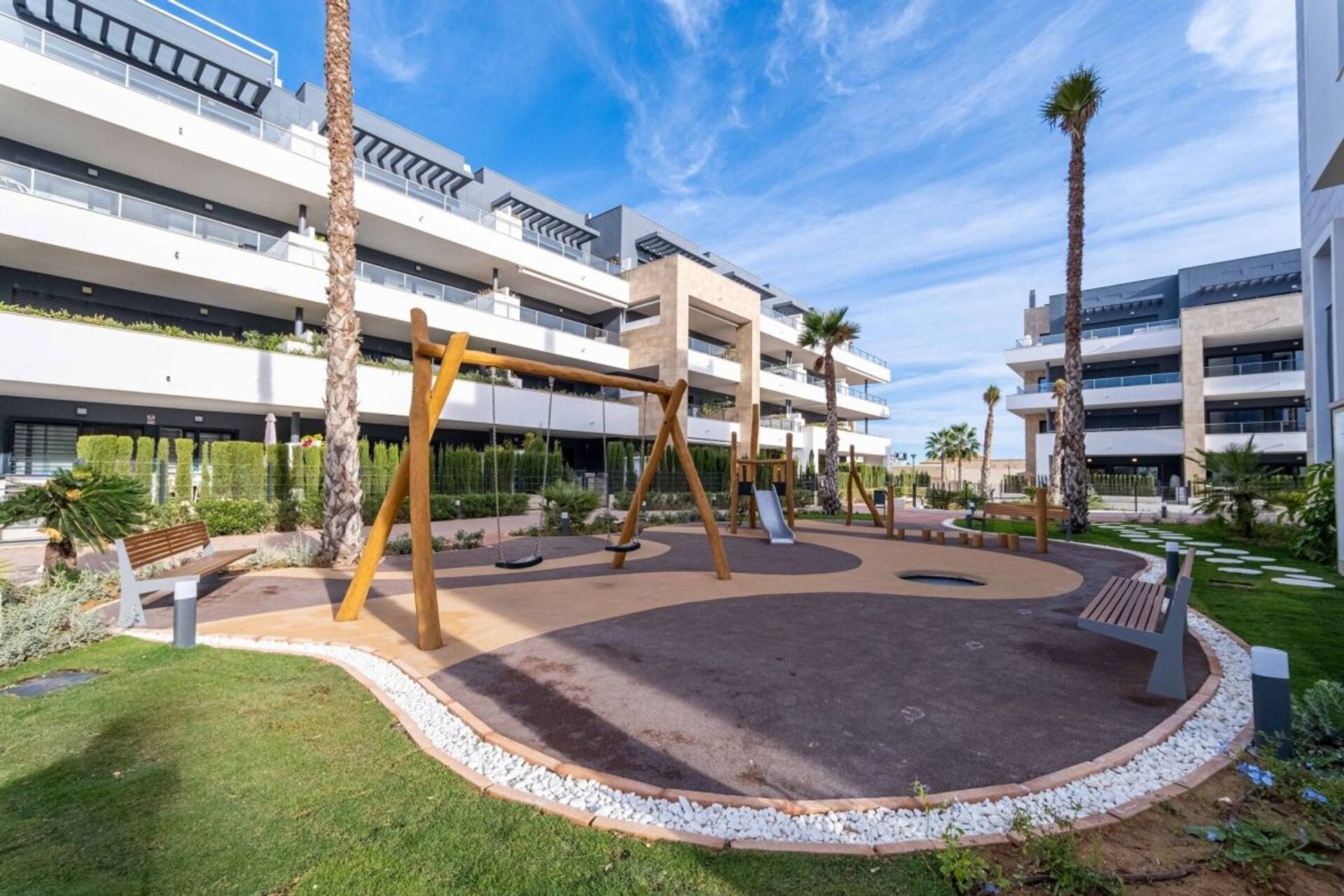 Condominium in Orihuela, Comunidad Valenciana 12872945