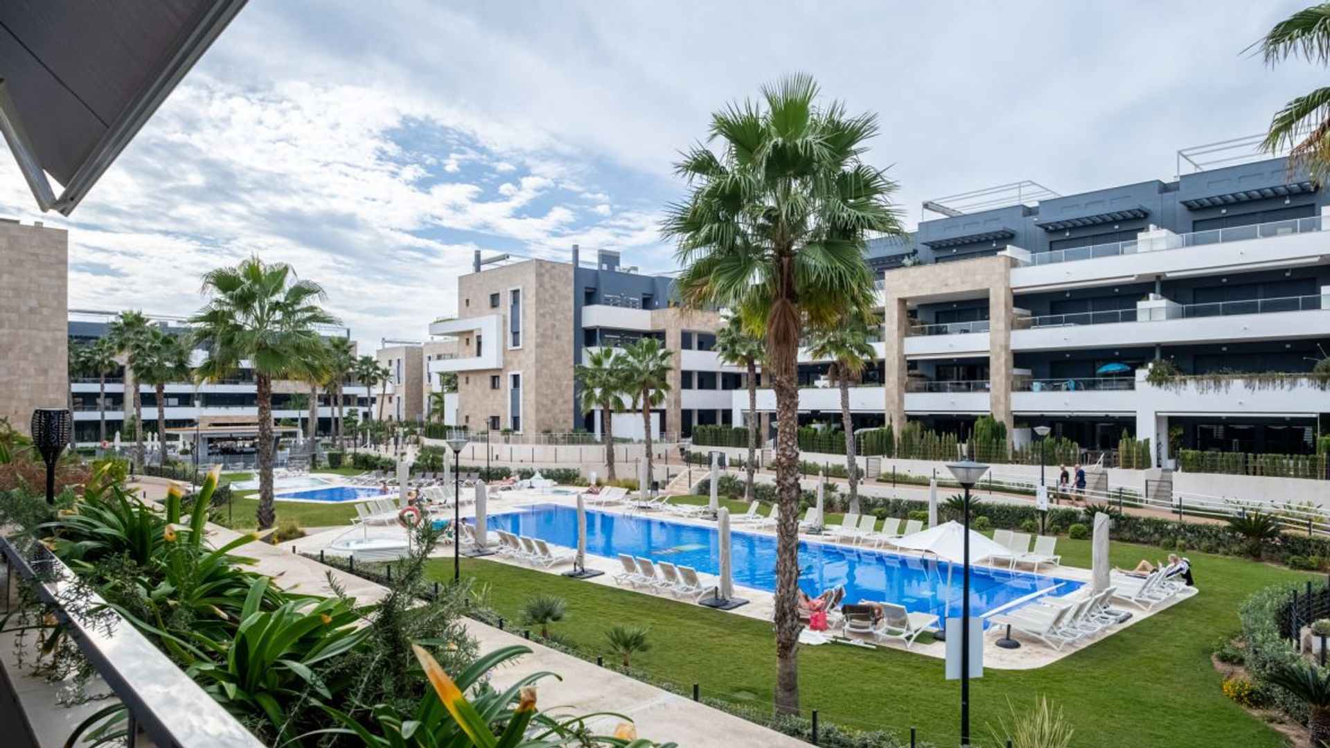 Condominium in Orihuela, Comunidad Valenciana 12872945