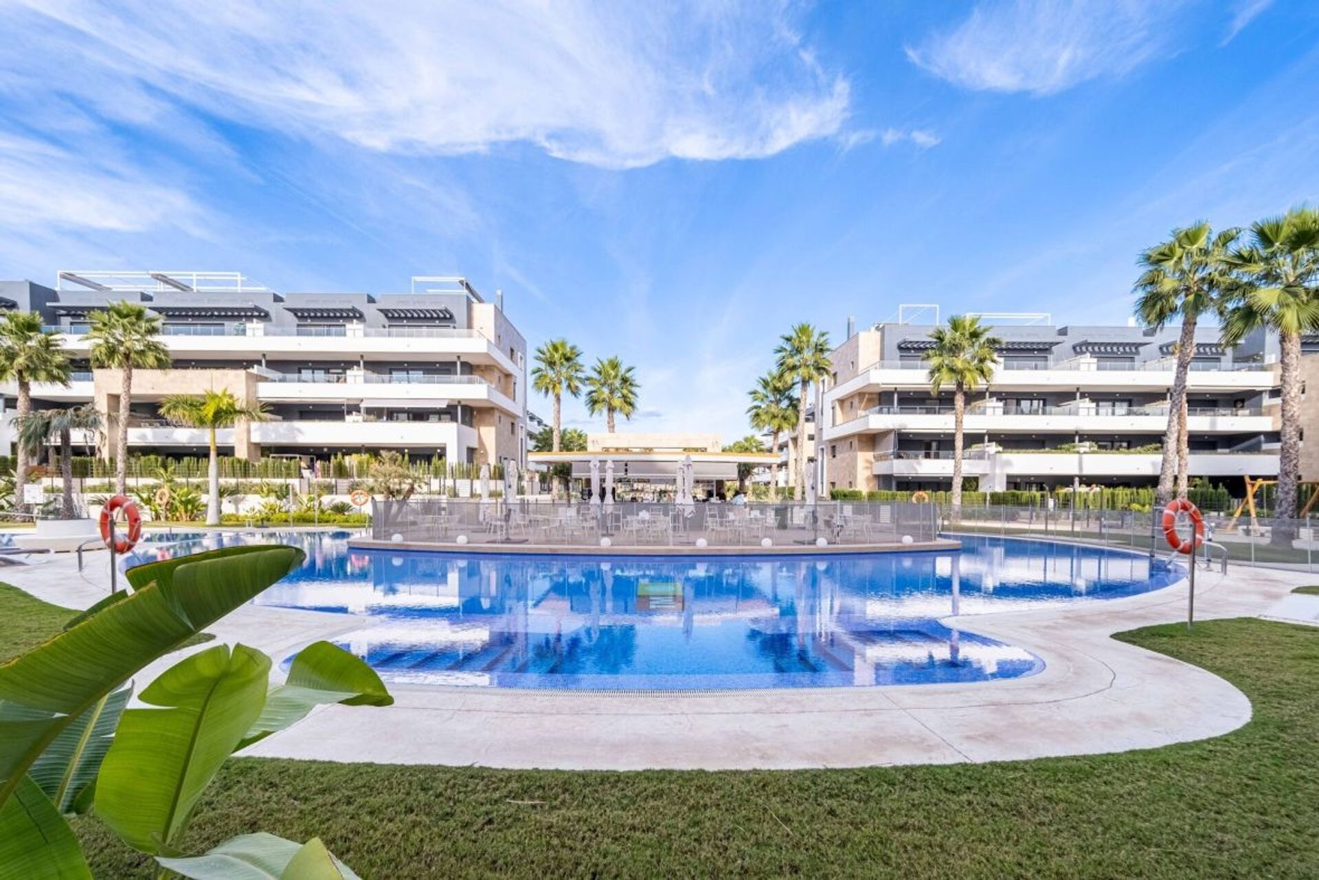 Condominium in Orihuela, Comunidad Valenciana 12872945