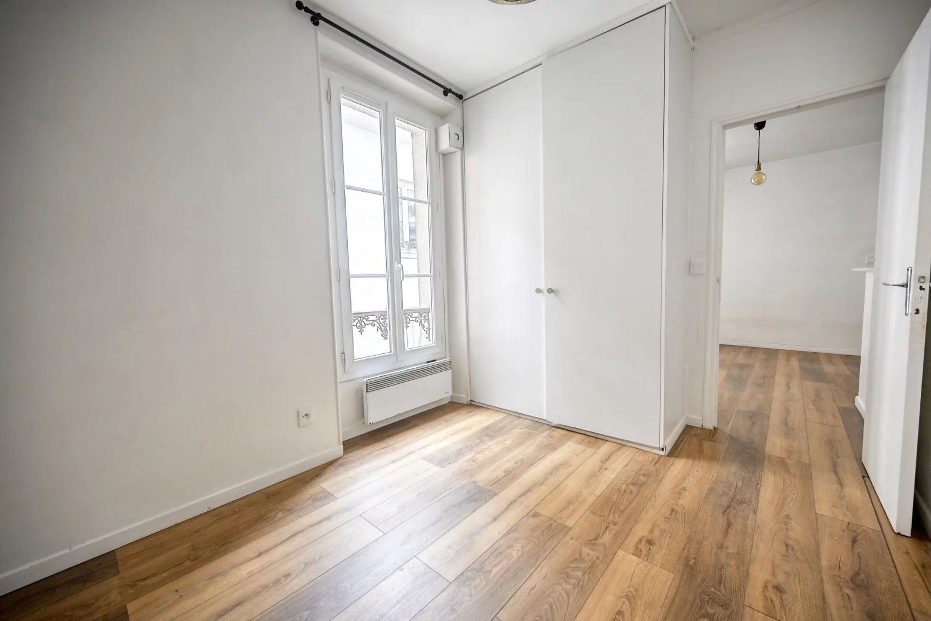 Condominium in Ivry-sur-Seine, Ile-de-France 12873299