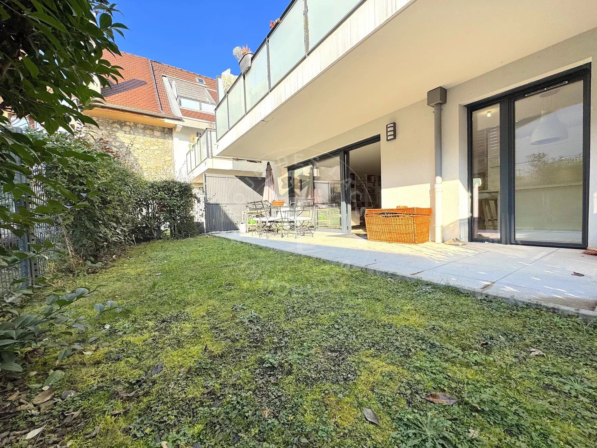 Condominio nel Annecy-le-Vieux, Auvergne-Rhone-Alpes 12873303