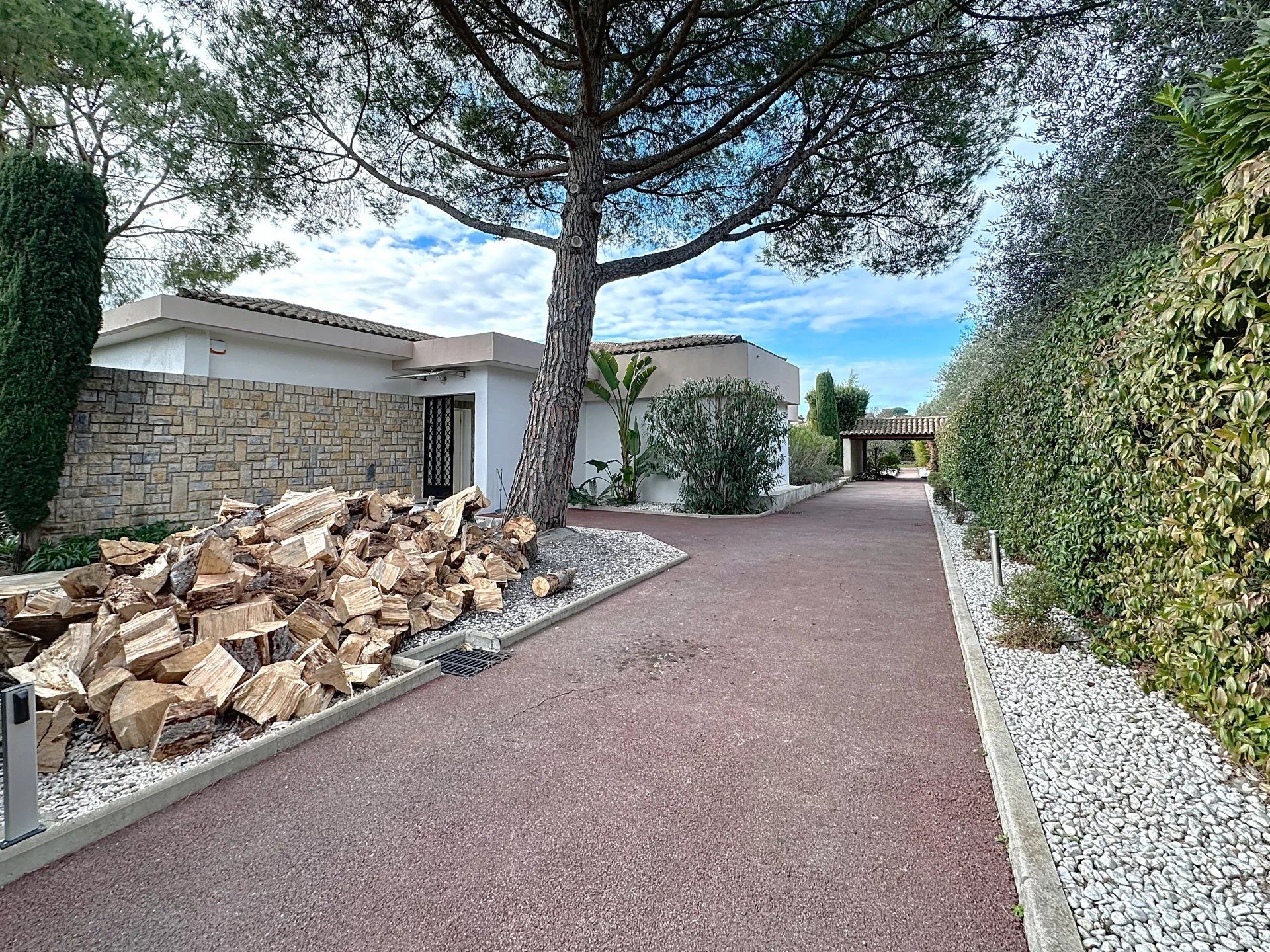 房子 在 Mougins, Alpes-Maritimes 12873307