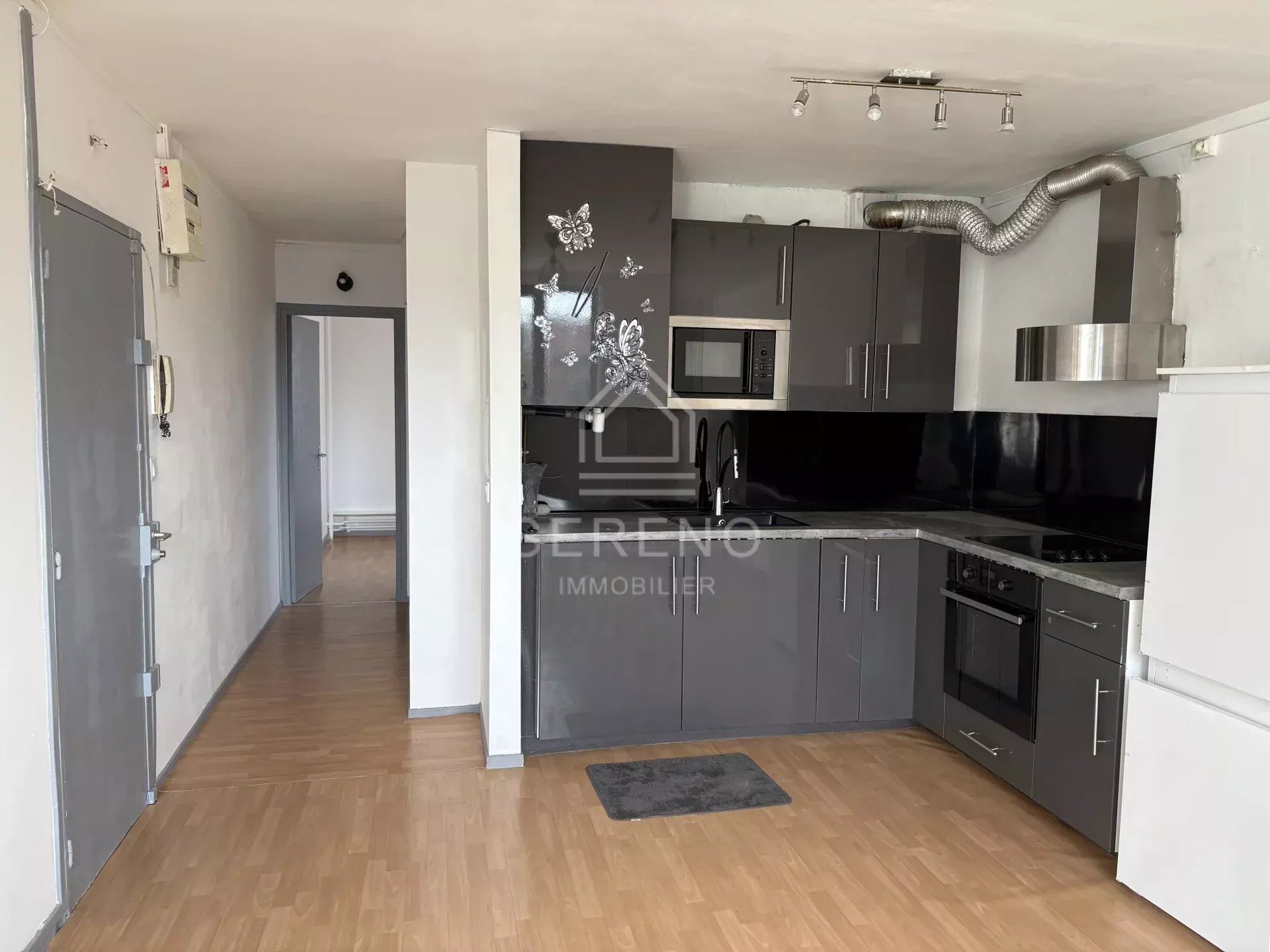 Residential in Villejuif, Val-de-Marne 12873319