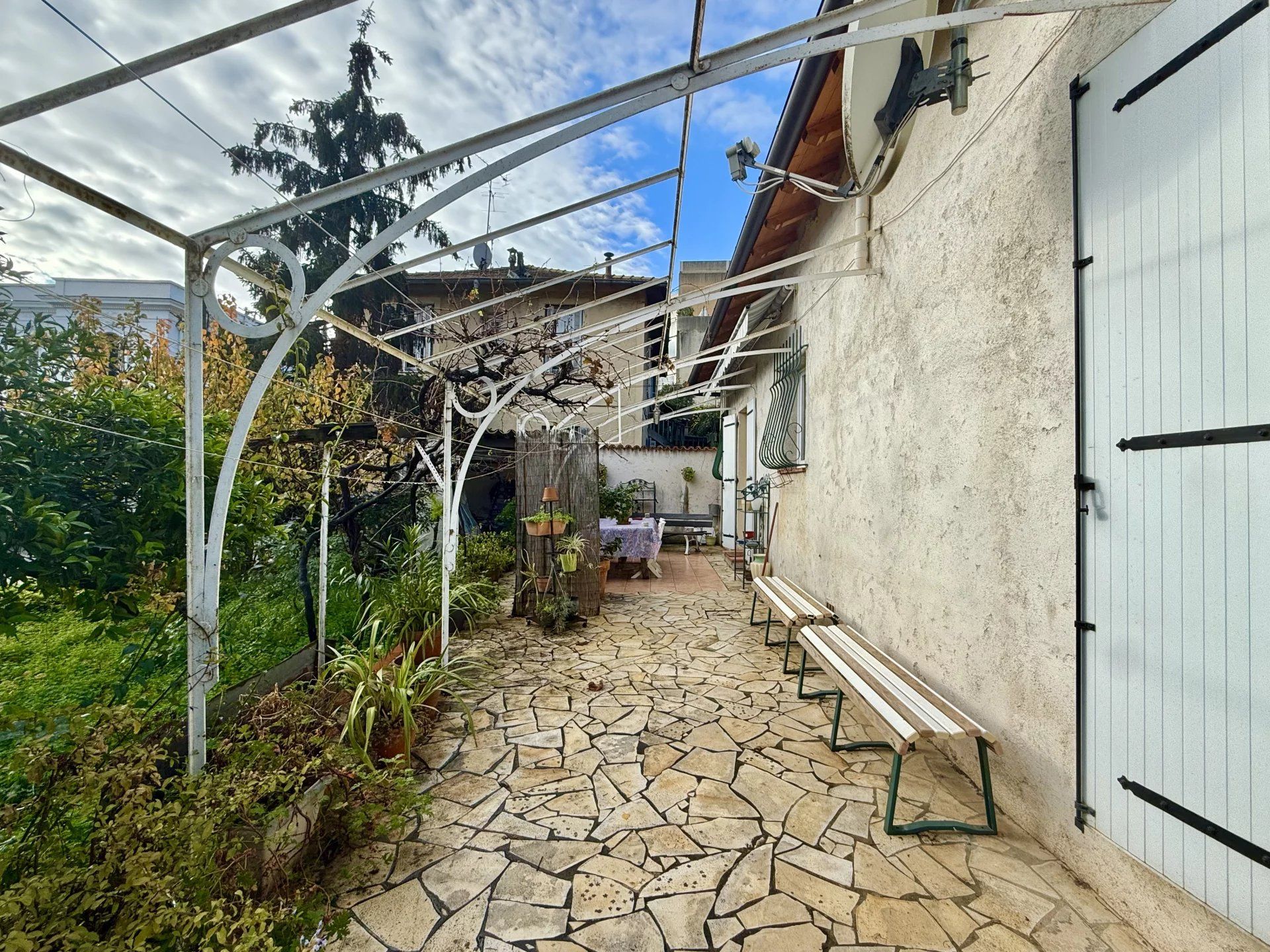 Múltiples Casas en La Californie, Provenza-Alpes-Costa Azul 12873361