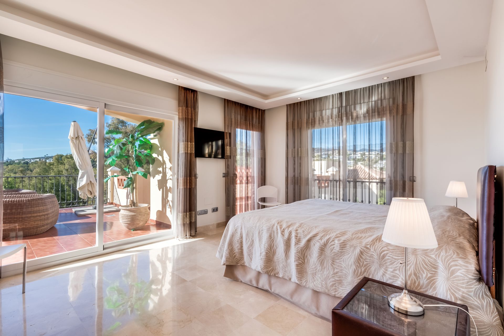 Condominium dans Estepona, Andalucía 12873497