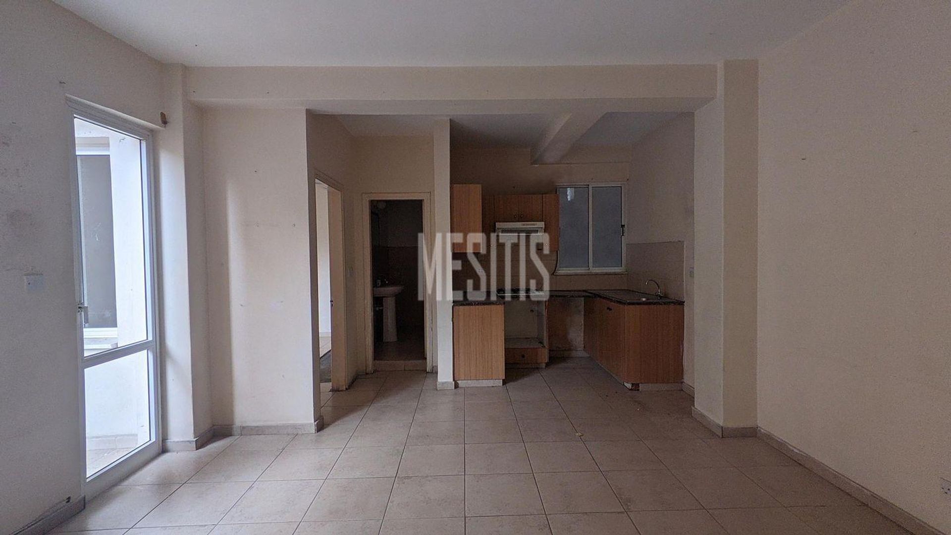 Condominium in Nicosia, Nicosia 12873554