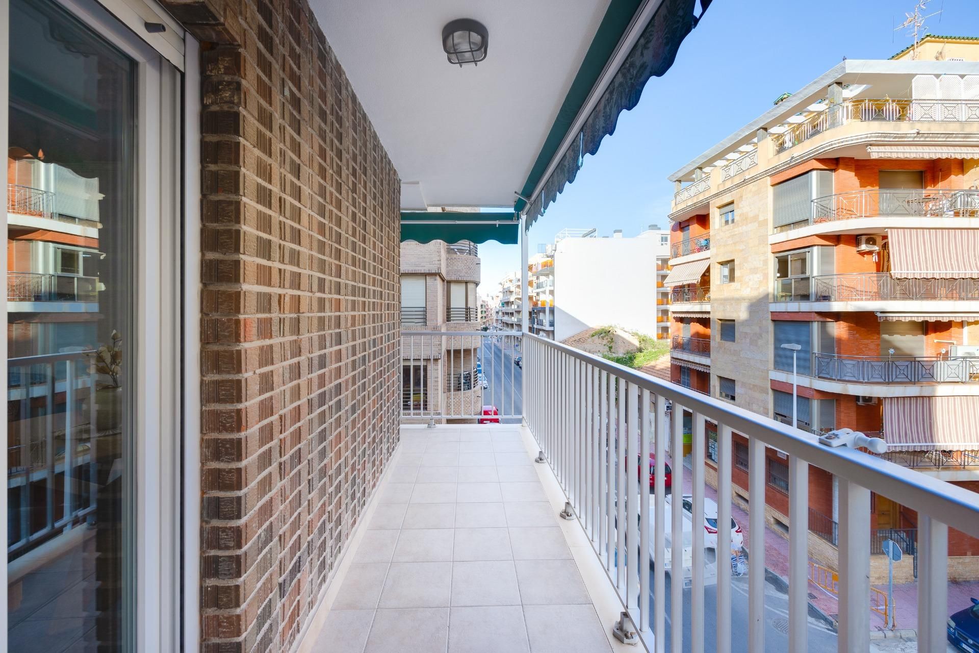 عمارات في Torrevieja, Comunidad Valenciana 12873759