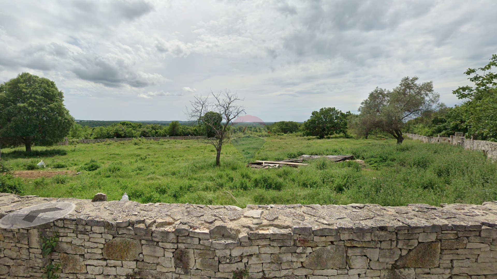 Land in Kanfanar, Istarska Zupanija 12873820