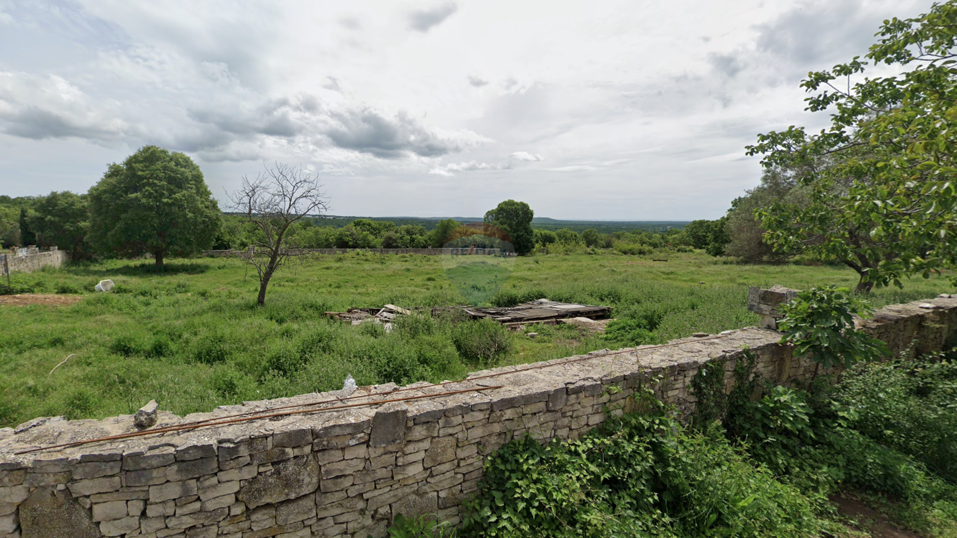 Land in Kanfanar, Istarska Zupanija 12873820